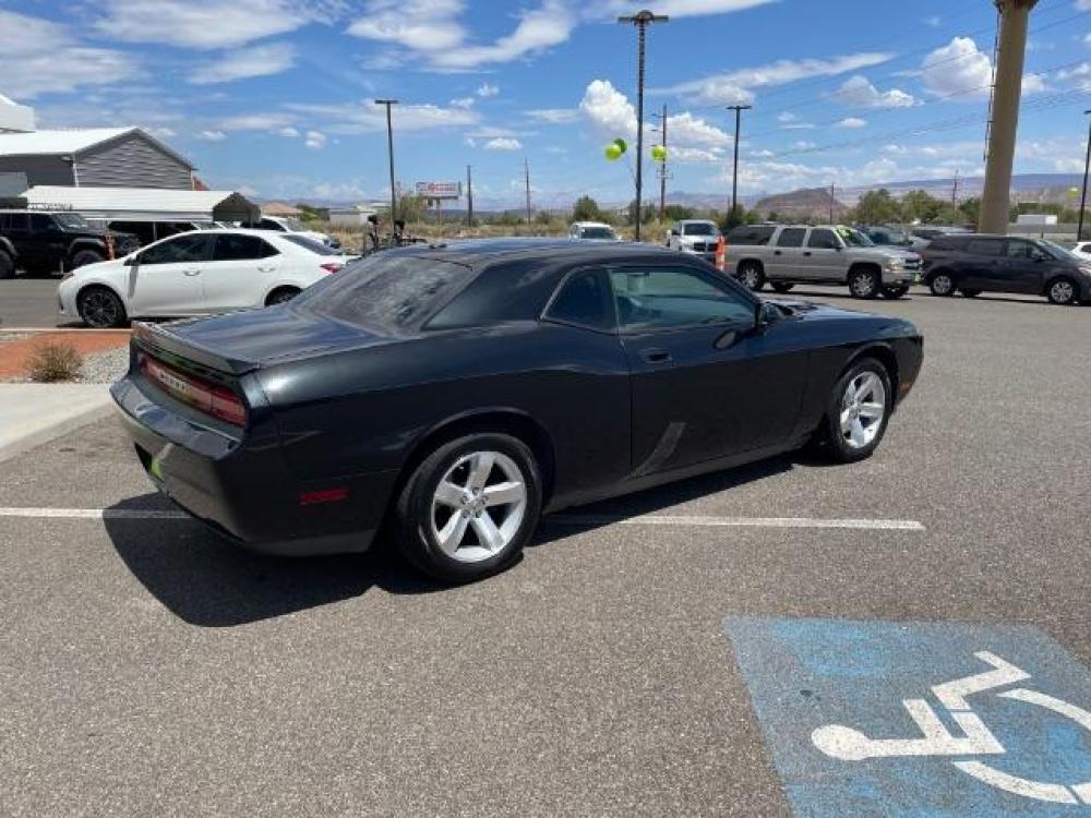 2009 Brilliant Black Crystal Pearl /Dark Slate Gray Interior Dodge Challenger R/T (2B3LJ54T19H) with an 5.7L V8 OHV 16V engine, 4-Speed Automatic transmission, located at 1865 East Red Hills Pkwy, St. George, 84770, (435) 628-0023, 37.120850, -113.543640 - Photo #12