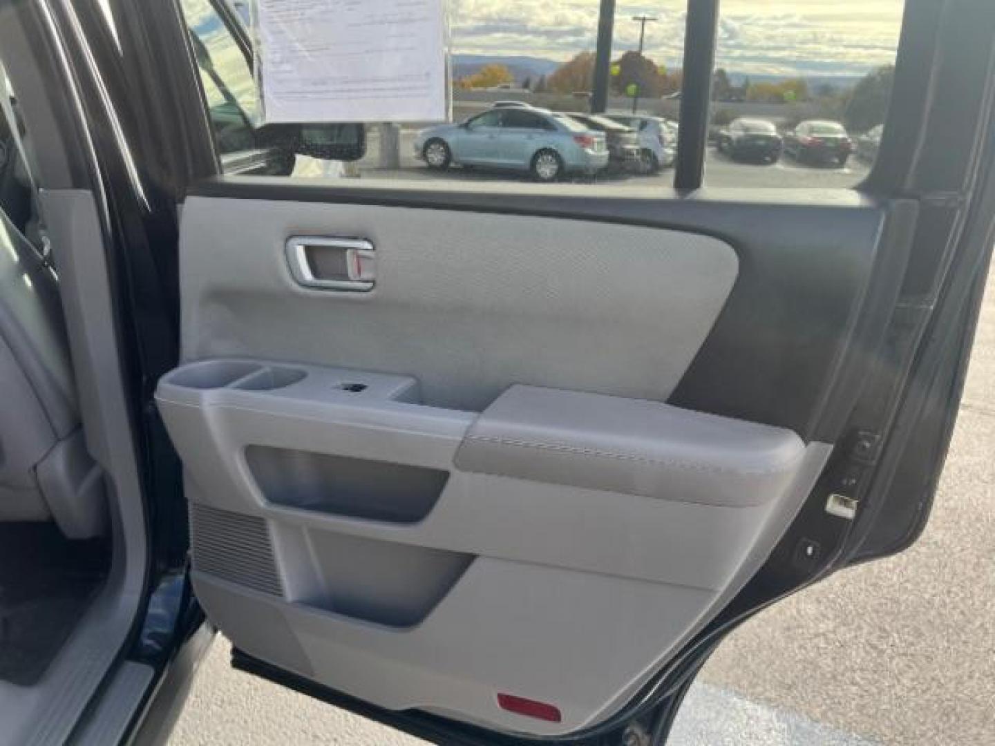 2012 Crystal Black Pearl /Gray Cloth Interior Honda Pilot LX 2WD 5-Spd AT (5FNYF3H27CB) with an 3.5L V6 SOHC 24V engine, 5-Speed Automatic transmission, located at 1865 East Red Hills Pkwy, St. George, 84770, (435) 628-0023, 37.120850, -113.543640 - We specialize in helping ALL people get the best financing available. No matter your credit score, good, bad or none we can get you an amazing rate. Had a bankruptcy, divorce, or repossessions? We give you the green light to get your credit back on the road. Low down and affordable payments that fit - Photo#29