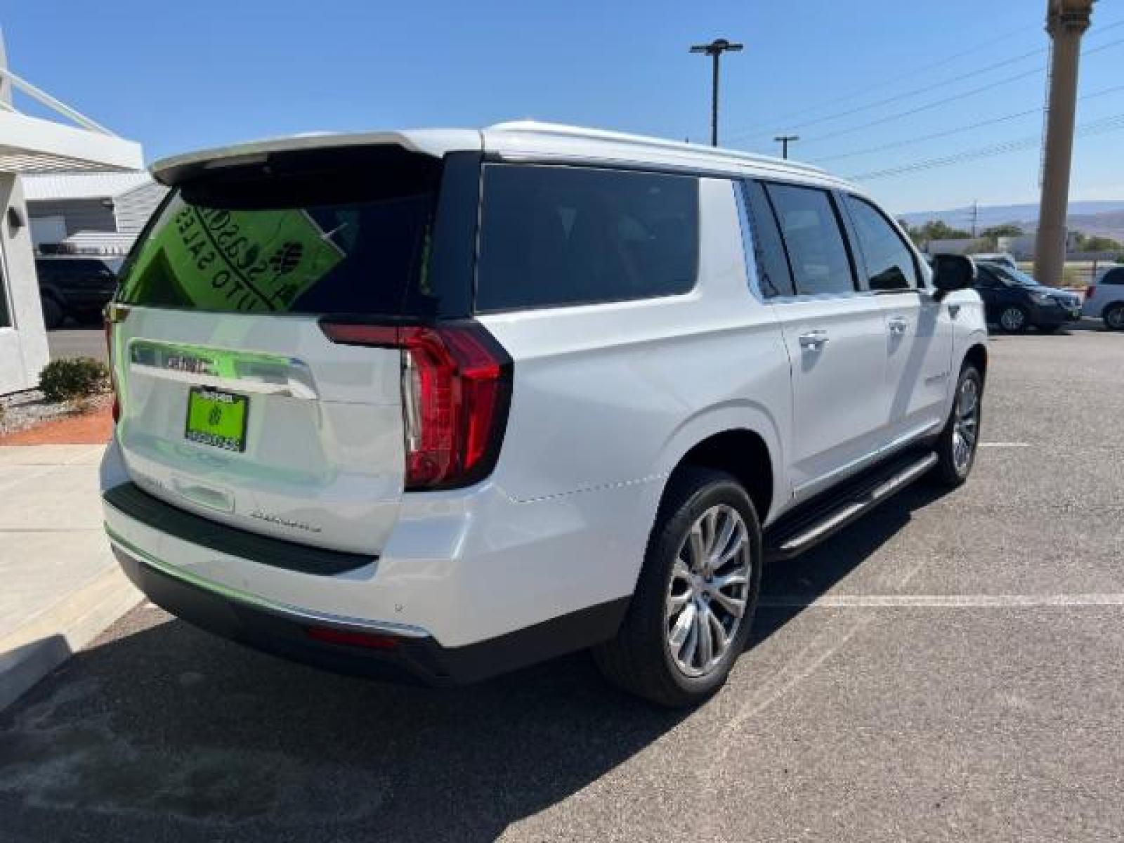 2021 White /Tan GMC Yukon XL Denali 4WD (1GKS2JKT8MR) with an 3.0L L6 DOHC 24V TURBO DIESEL engine, 6-Speed Automatic transmission, located at 1865 East Red Hills Pkwy, St. George, 84770, (435) 628-0023, 37.120850, -113.543640 - Beautiful and rare! Denali Duramax. Powerful engine with amazing MPG. This one owner Yukon XL is in excellent condition. 4x4, 3.0 I6 Turbo Diesel engine, Average 27 mpg, Panoramic sunroof, Cruise control, Heads up display, Power center console, Handsfree liftgate, Cooled and heated seats, heated s - Photo #8