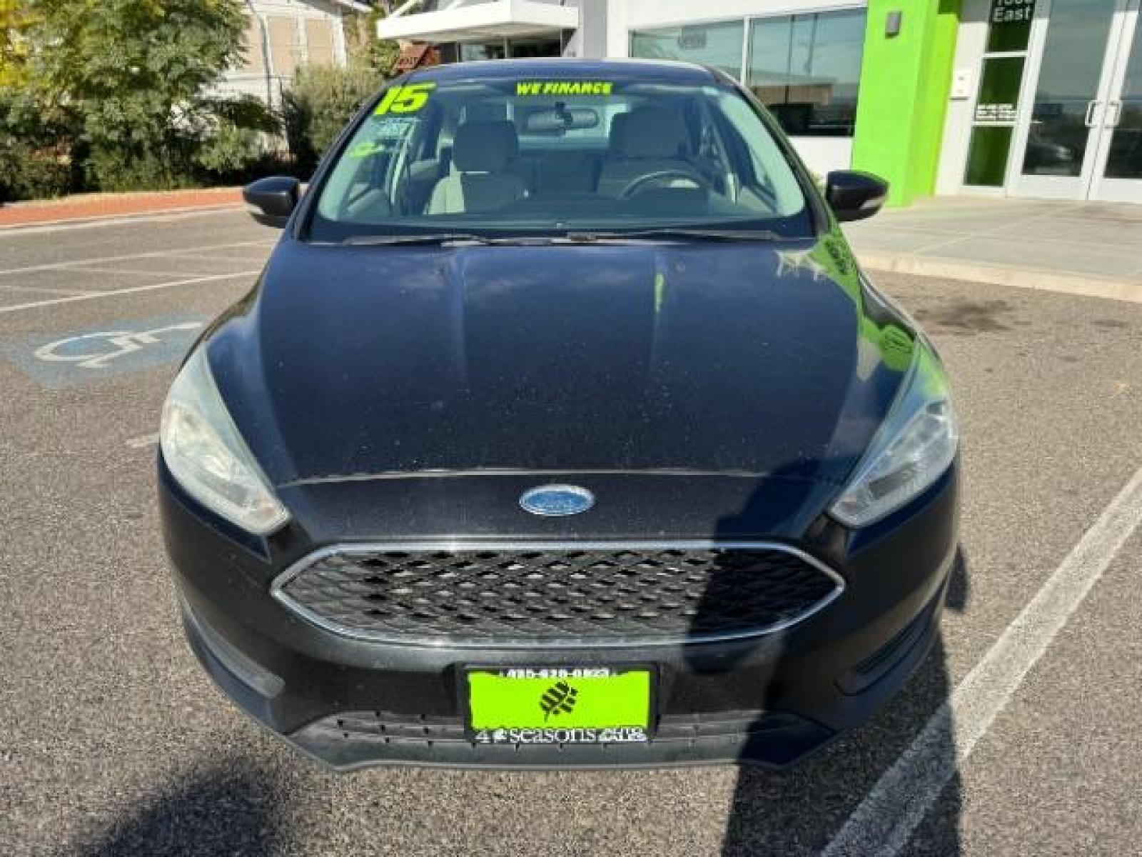 2015 Tuxedo Black Metalli /Charcoal Black Inser Ford Focus SE Sedan (1FADP3F21FL) with an 2.0L L4 DOHC 16V engine, 6-Speed Automatic transmission, located at 1865 East Red Hills Pkwy, St. George, 84770, (435) 628-0023, 37.120850, -113.543640 - We specialize in helping ALL people get the best financing available. No matter your credit score, good, bad or none we can get you an amazing rate. Had a bankruptcy, divorce, or repossessions? We give you the green light to get your credit back on the road. Low down and affordable payments that fit - Photo #2