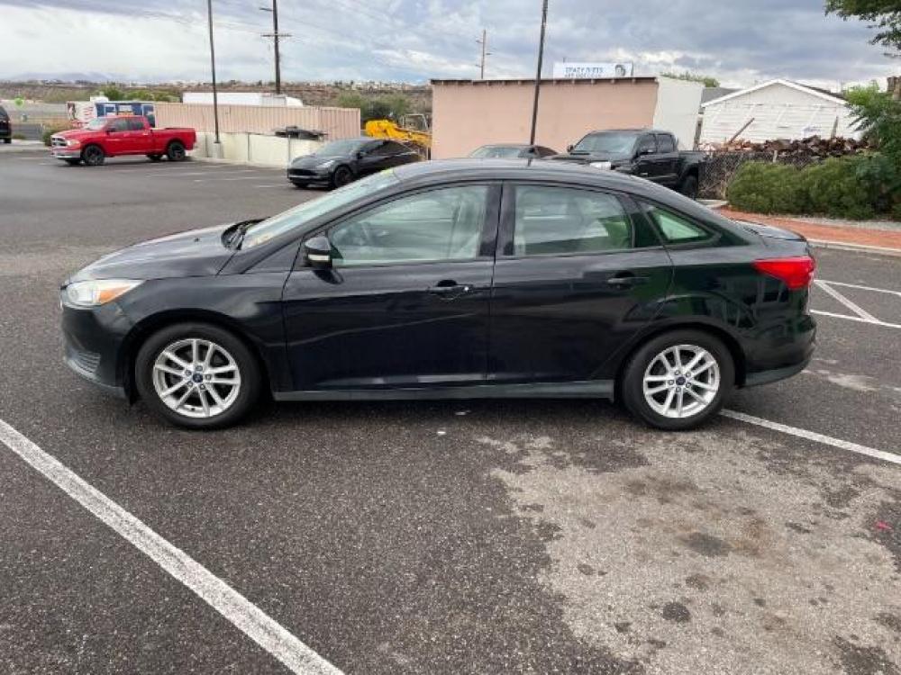 2015 Tuxedo Black Metallic /Charcoal Black Insert w/Warm Steel Surround, cloth Ford Focus SE Sedan (1FADP3F21FL) with an 2.0L L4 DOHC 16V engine, 6-Speed Automatic transmission, located at 1865 East Red Hills Pkwy, St. George, 84770, (435) 628-0023, 37.120850, -113.543640 - We specialize in helping ALL people get the best financing available. No matter your credit score, good, bad or none we can get you an amazing rate. Had a bankruptcy, divorce, or repossessions? We give you the green light to get your credit back on the road. Low down and affordable payments that fit - Photo #4