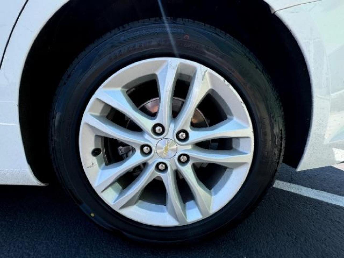 2018 Summit White Chevrolet Malibu SEDAN 4-DR (1G1ZD5ST9JF) with an 1.5L L4 DOHC 16V engine, 6-Speed Automatic transmission, located at 1865 East Red Hills Pkwy, St. George, 84770, (435) 628-0023, 37.120850, -113.543640 - We specialize in helping ALL people get the best financing available. No matter your credit score, good, bad or none we can get you an amazing rate. Had a bankruptcy, divorce, or repossessions? We give you the green light to get your credit back on the road. Low down and affordable payments that fit - Photo#10