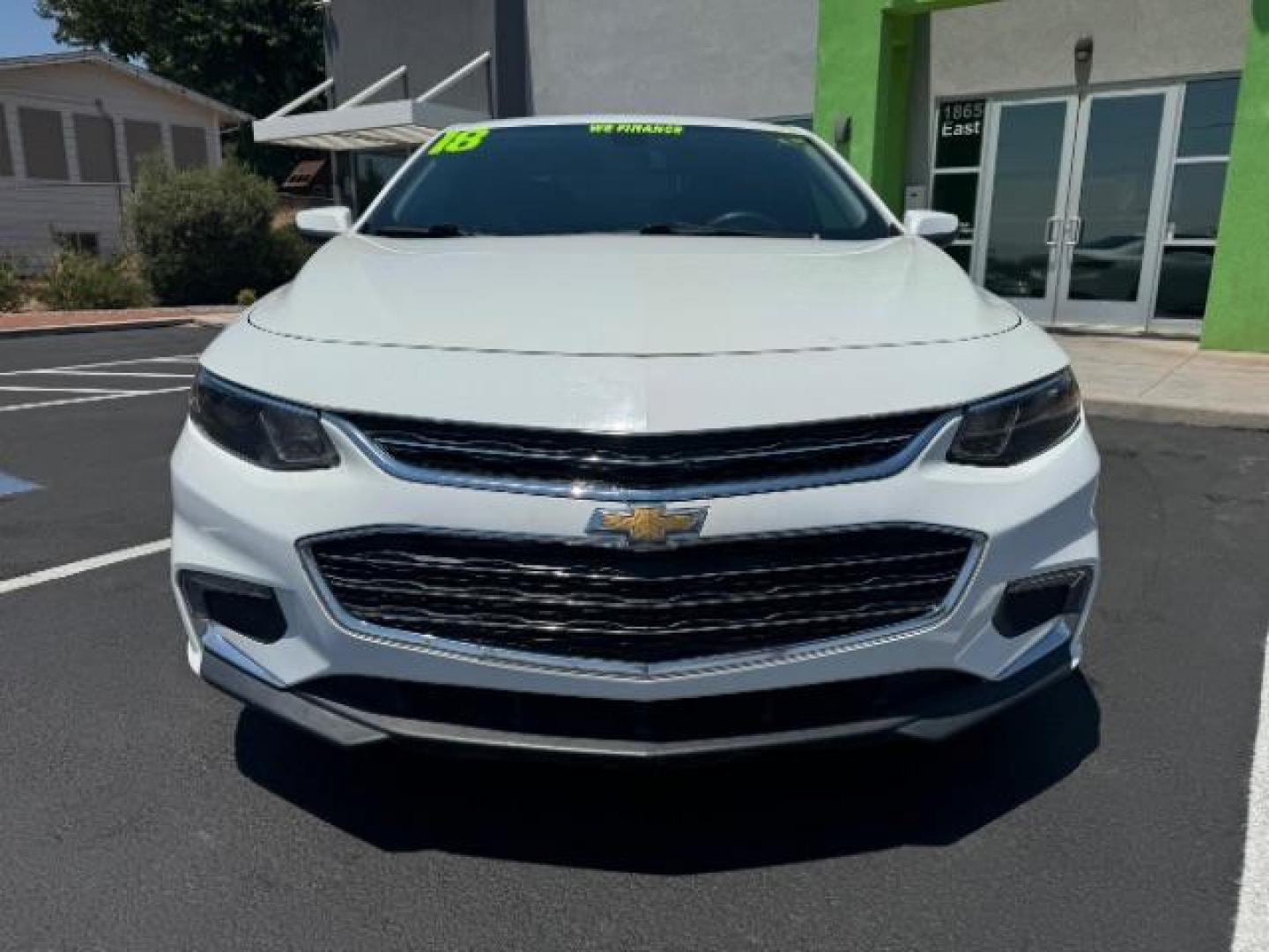 2018 Summit White Chevrolet Malibu SEDAN 4-DR (1G1ZD5ST9JF) with an 1.5L L4 DOHC 16V engine, 6-Speed Automatic transmission, located at 1865 East Red Hills Pkwy, St. George, 84770, (435) 628-0023, 37.120850, -113.543640 - We specialize in helping ALL people get the best financing available. No matter your credit score, good, bad or none we can get you an amazing rate. Had a bankruptcy, divorce, or repossessions? We give you the green light to get your credit back on the road. Low down and affordable payments that fit - Photo#1