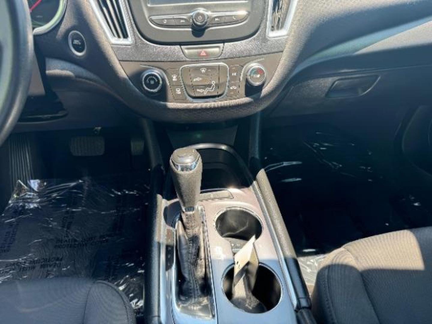 2018 Summit White Chevrolet Malibu SEDAN 4-DR (1G1ZD5ST9JF) with an 1.5L L4 DOHC 16V engine, 6-Speed Automatic transmission, located at 1865 East Red Hills Pkwy, St. George, 84770, (435) 628-0023, 37.120850, -113.543640 - We specialize in helping ALL people get the best financing available. No matter your credit score, good, bad or none we can get you an amazing rate. Had a bankruptcy, divorce, or repossessions? We give you the green light to get your credit back on the road. Low down and affordable payments that fit - Photo#21