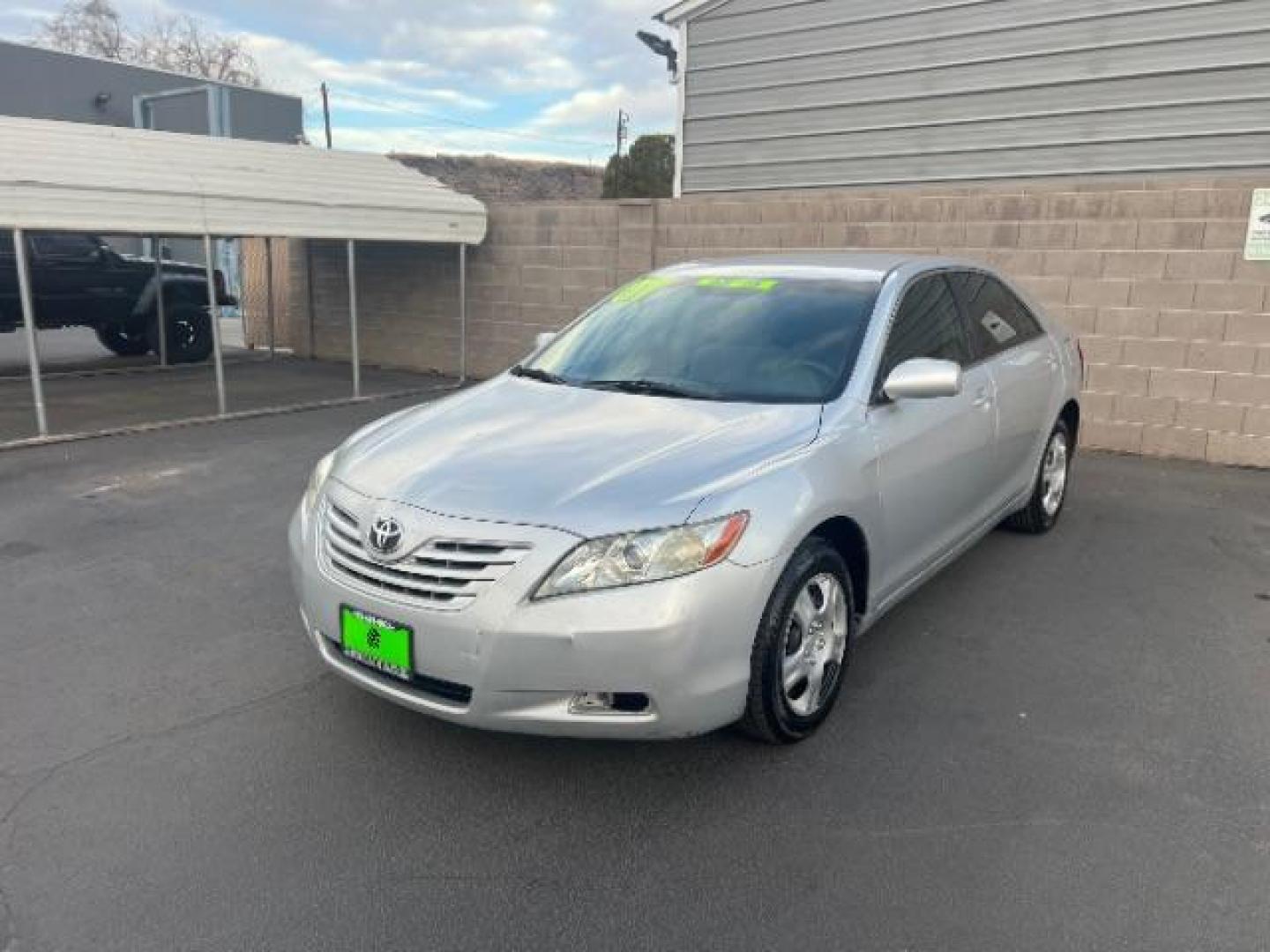2007 Titanium Metallic /Bisque Cloth Interio Toyota Camry LE V6 (4T1BK46KX7U) with an 3.5L V6 DOHC 24V engine, 6-Speed Automatic transmission, located at 1865 East Red Hills Pkwy, St. George, 84770, (435) 628-0023, 37.120850, -113.543640 - This vehicle is a Mechanic Special. This means it will need some love. Runs a drives fine but has body damage, leaks or other mechanical issues. It did NOT pass our 50 point inspection. Get a great deal on a less than perfect car. These cars do NOT qualify for our in house financing. Cash and carry, - Photo#2