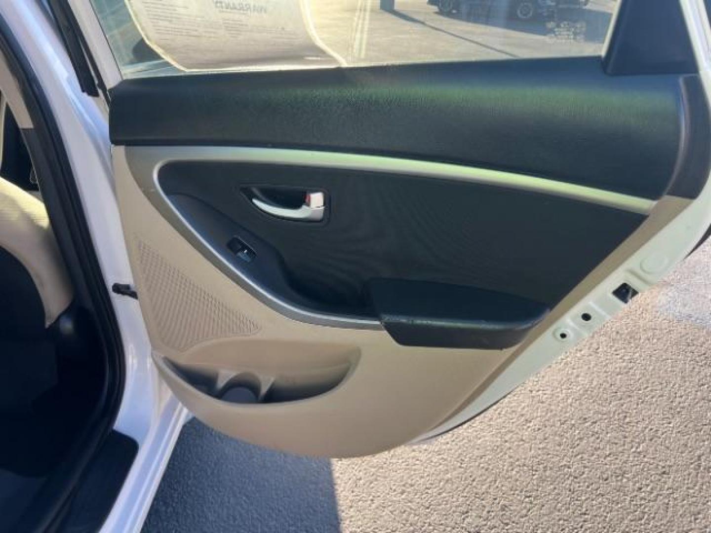 2013 Monaco White /Beige Cloth Interior Hyundai Elantra GT A/T (KMHD35LE6DU) with an 1.8L L4 16V DOHC engine, 6-Speed Automatic transmission, located at 1865 East Red Hills Pkwy, St. George, 84770, (435) 628-0023, 37.120850, -113.543640 - Photo#25