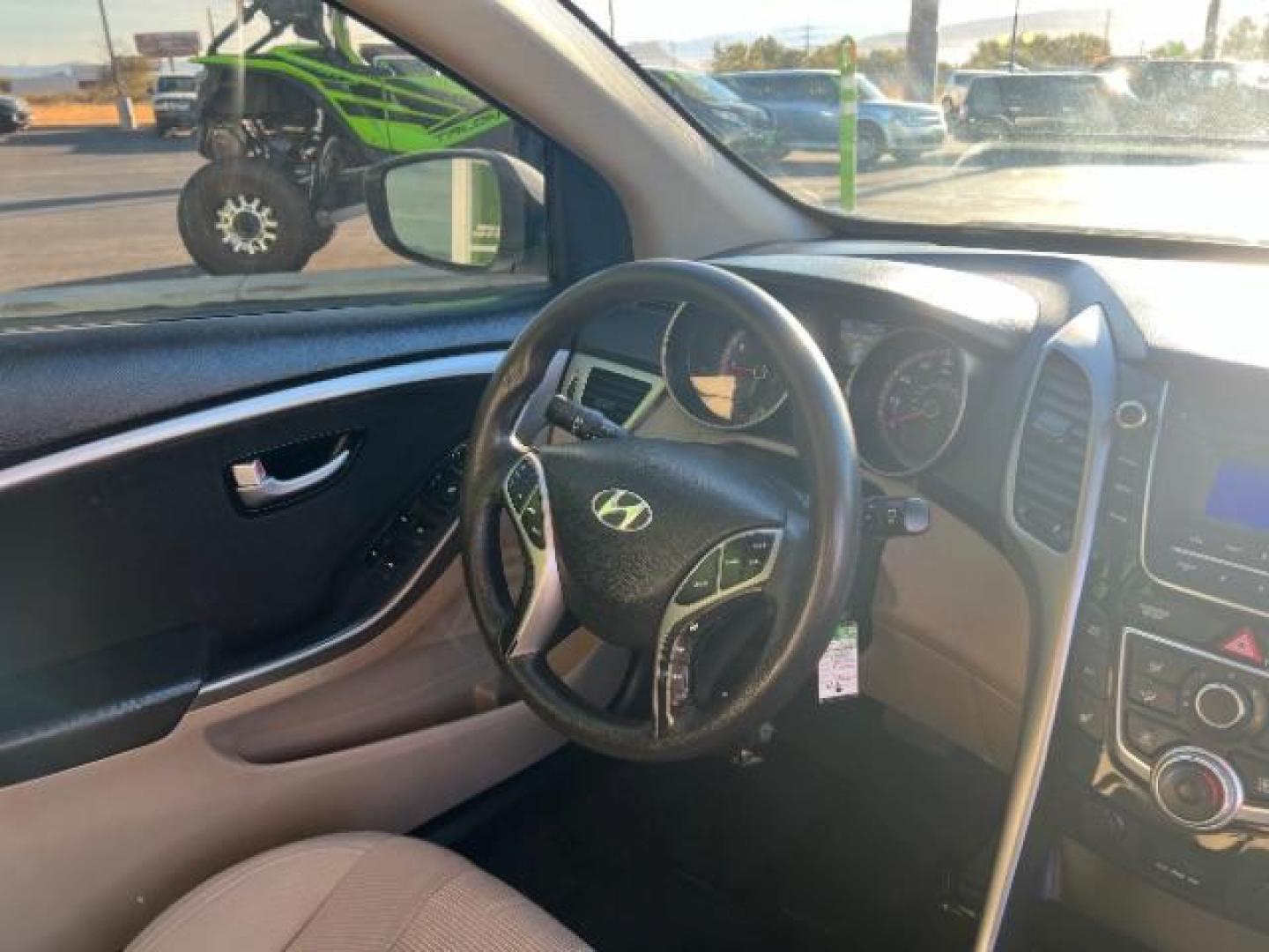 2013 Monaco White /Beige Cloth Interior Hyundai Elantra GT A/T (KMHD35LE6DU) with an 1.8L L4 16V DOHC engine, 6-Speed Automatic transmission, located at 1865 East Red Hills Pkwy, St. George, 84770, (435) 628-0023, 37.120850, -113.543640 - Photo#32