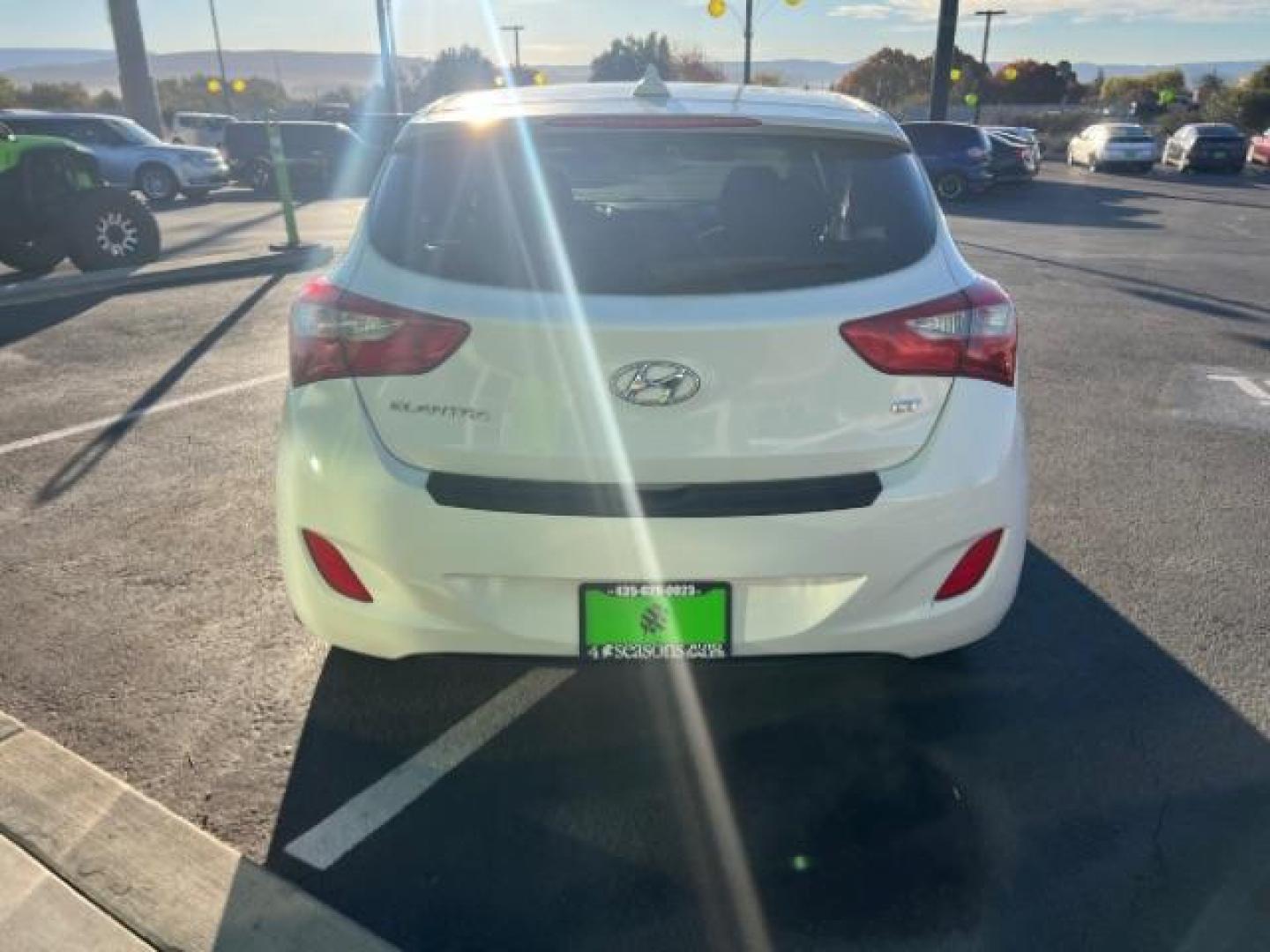 2013 Monaco White /Beige Cloth Interior Hyundai Elantra GT A/T (KMHD35LE6DU) with an 1.8L L4 16V DOHC engine, 6-Speed Automatic transmission, located at 1865 East Red Hills Pkwy, St. George, 84770, (435) 628-0023, 37.120850, -113.543640 - Photo#5