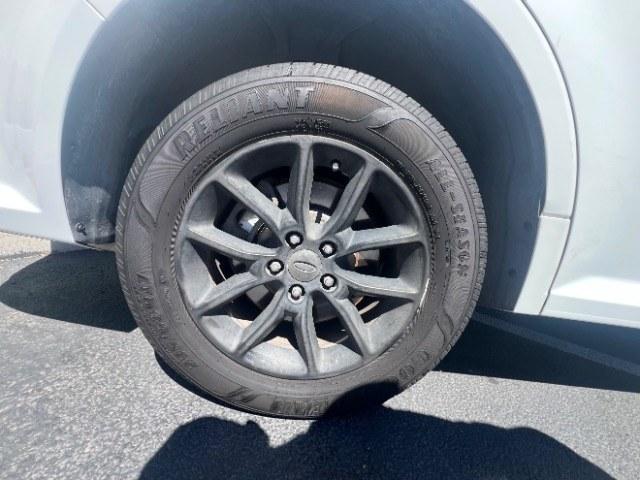 2014 White Suede /Charcoal Black Ford Flex SE FWD (2FMGK5B87EB) with an 3.5L V6 DOHC 24V engine, 6-Speed Automatic Overdrive transmission, located at 1865 East Red Hills Pkwy, St. George, 84770, (435) 628-0023, 37.120850, -113.543640 - Need three-row space without a huge truck payment? This White Suede 2014 Ford Flex SE FWD brings a 3.5L V6, 6-speed automatic, and front-wheel drive - the practical Flex layout families still love around Southern Utah. We specialize in in-house financing and work with all credit types - good, fair,- Photo#11