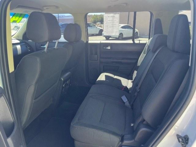 2014 White Suede /Charcoal Black Ford Flex SE FWD (2FMGK5B87EB) with an 3.5L V6 DOHC 24V engine, 6-Speed Automatic Overdrive transmission, located at 1865 East Red Hills Pkwy, St. George, 84770, (435) 628-0023, 37.120850, -113.543640 - Need three-row space without a huge truck payment? This White Suede 2014 Ford Flex SE FWD brings a 3.5L V6, 6-speed automatic, and front-wheel drive - the practical Flex layout families still love around Southern Utah. We specialize in in-house financing and work with all credit types - good, fair,- Photo#21