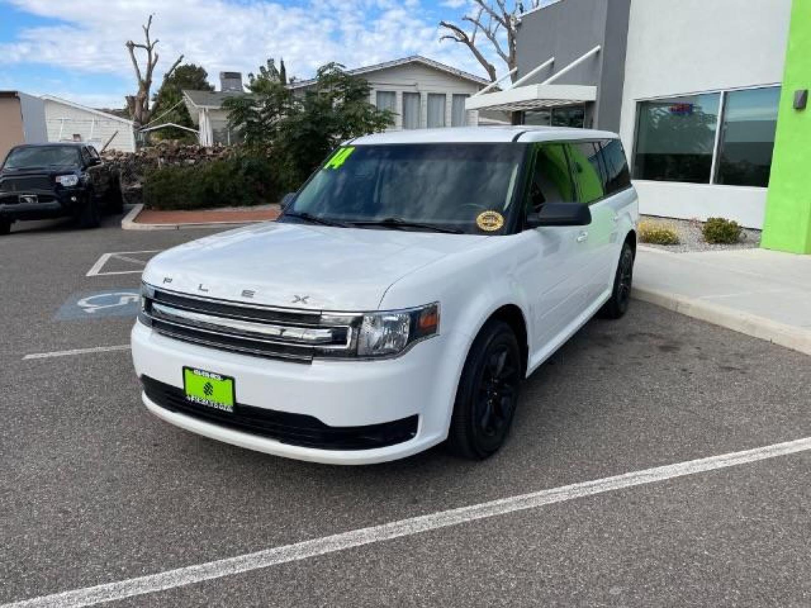 2014 White Suede /Charcoal Black Ford Flex SE FWD (2FMGK5B87EB) with an 3.5L V6 DOHC 24V engine, 6-Speed Automatic Overdrive transmission, located at 1865 East Red Hills Pkwy, St. George, 84770, (435) 628-0023, 37.120850, -113.543640 - We specialize in helping ALL people get the best financing available. No matter your credit score, good, bad or none we can get you an amazing rate. Had a bankruptcy, divorce, or repossessions? We give you the green light to get your credit back on the road. Low down and affordable payments that fit - Photo #3