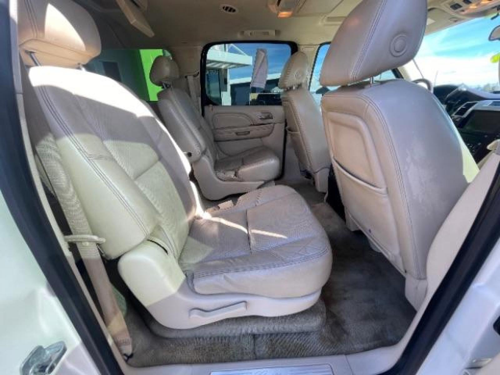 2008 White Diamond /Cocoa/Very Light Cashmere Leather Interior Cadillac Escalade ESV (1GYFK66838R) with an 6.2L V8 OHV 16V engine, 6-Speed Automatic transmission, located at 1865 East Red Hills Pkwy, St. George, 84770, (435) 628-0023, 37.120850, -113.543640 - We specialize in helping ALL people get the best financing available. No matter your credit score, good, bad or none we can get you an amazing rate. Had a bankruptcy, divorce, or repossessions? We give you the green light to get your credit back on the road. Low down and affordable payments that fit - Photo #35