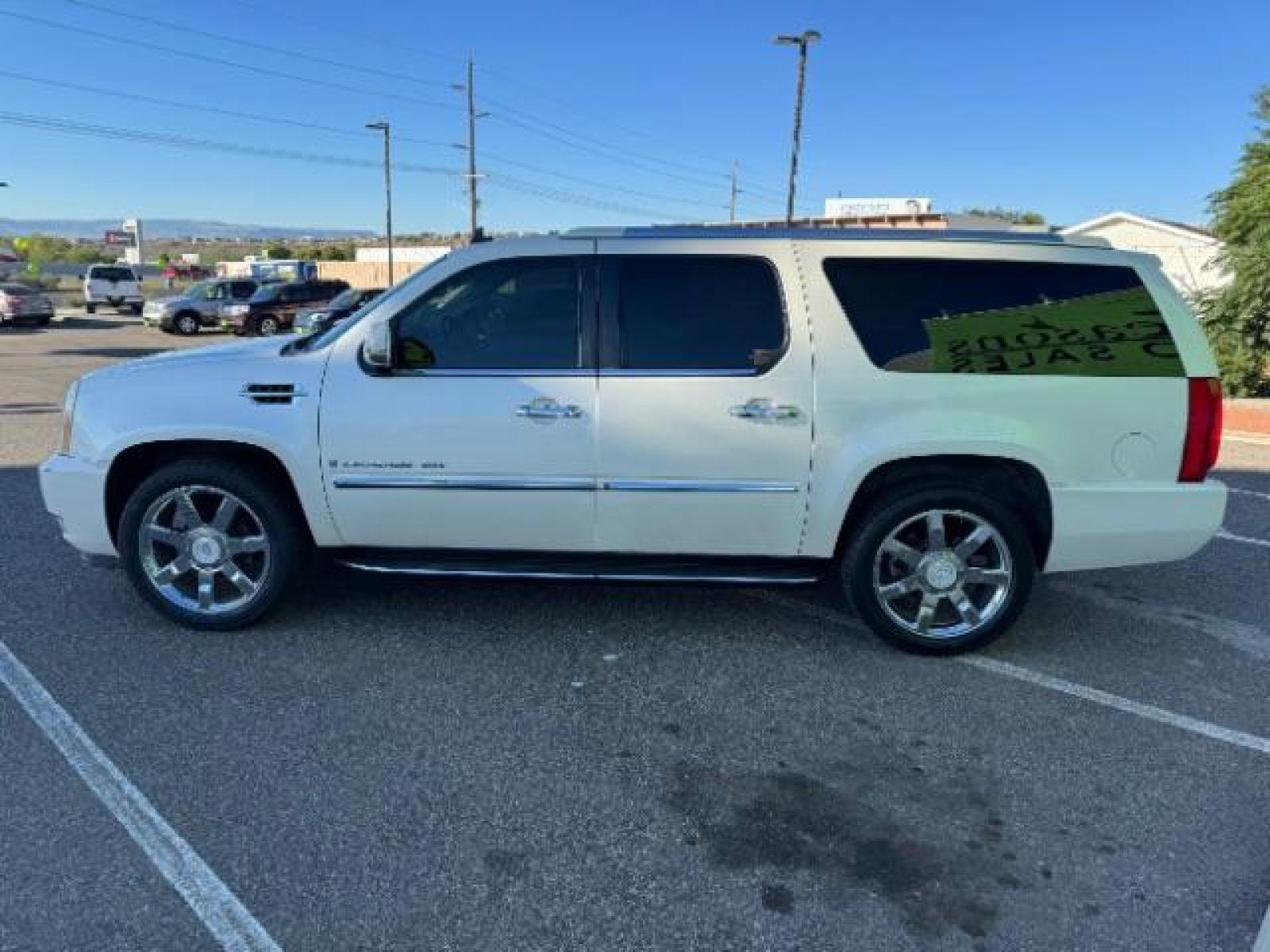 2008 White Diamond /Cocoa/Very Light Cashmere Leather Interior Cadillac Escalade ESV (1GYFK66838R) with an 6.2L V8 OHV 16V engine, 6-Speed Automatic transmission, located at 1865 East Red Hills Pkwy, St. George, 84770, (435) 628-0023, 37.120850, -113.543640 - We specialize in helping ALL people get the best financing available. No matter your credit score, good, bad or none we can get you an amazing rate. Had a bankruptcy, divorce, or repossessions? We give you the green light to get your credit back on the road. Low down and affordable payments that fit - Photo #5