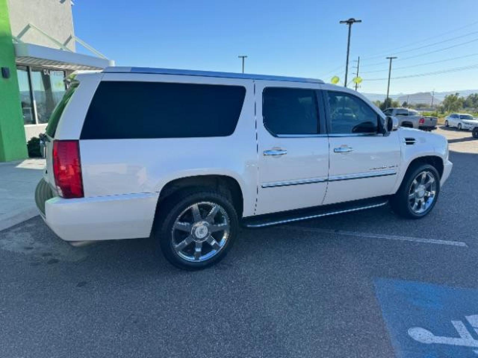 2008 White Diamond /Cocoa/Very Light Cashmere Leather Interior Cadillac Escalade ESV (1GYFK66838R) with an 6.2L V8 OHV 16V engine, 6-Speed Automatic transmission, located at 1865 East Red Hills Pkwy, St. George, 84770, (435) 628-0023, 37.120850, -113.543640 - We specialize in helping ALL people get the best financing available. No matter your credit score, good, bad or none we can get you an amazing rate. Had a bankruptcy, divorce, or repossessions? We give you the green light to get your credit back on the road. Low down and affordable payments that fit - Photo #10