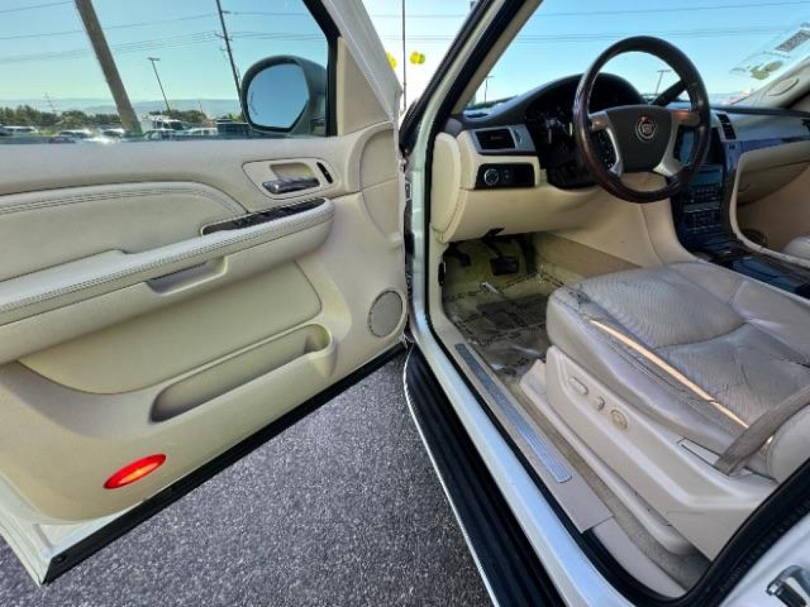 2008 White Diamond /Cocoa/Very Light Cashmere Leather Interior Cadillac Escalade ESV (1GYFK66838R) with an 6.2L V8 OHV 16V engine, 6-Speed Automatic transmission, located at 1865 East Red Hills Pkwy, St. George, 84770, (435) 628-0023, 37.120850, -113.543640 - We specialize in helping ALL people get the best financing available. No matter your credit score, good, bad or none we can get you an amazing rate. Had a bankruptcy, divorce, or repossessions? We give you the green light to get your credit back on the road. Low down and affordable payments that fit - Photo #12