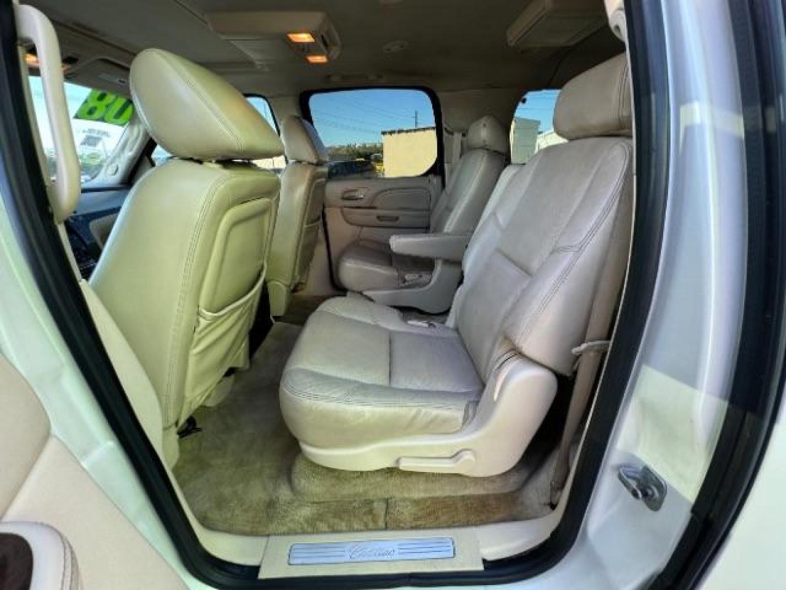 2008 White Diamond /Cocoa/Very Light Cashmere Leather Interior Cadillac Escalade ESV (1GYFK66838R) with an 6.2L V8 OHV 16V engine, 6-Speed Automatic transmission, located at 1865 East Red Hills Pkwy, St. George, 84770, (435) 628-0023, 37.120850, -113.543640 - We specialize in helping ALL people get the best financing available. No matter your credit score, good, bad or none we can get you an amazing rate. Had a bankruptcy, divorce, or repossessions? We give you the green light to get your credit back on the road. Low down and affordable payments that fit - Photo #21