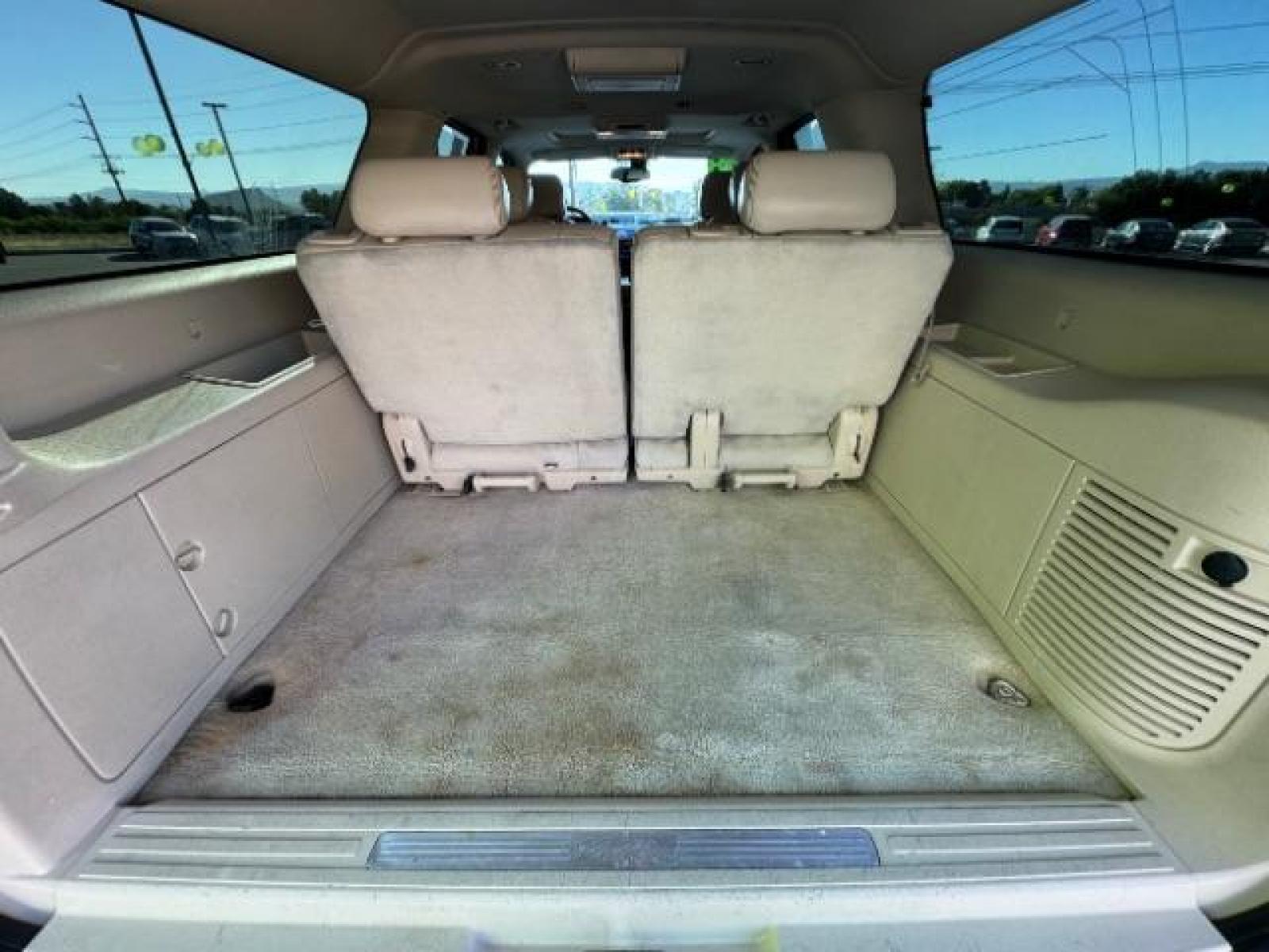 2008 White Diamond /Cocoa/Very Light Cashmere Leather Interior Cadillac Escalade ESV (1GYFK66838R) with an 6.2L V8 OHV 16V engine, 6-Speed Automatic transmission, located at 1865 East Red Hills Pkwy, St. George, 84770, (435) 628-0023, 37.120850, -113.543640 - We specialize in helping ALL people get the best financing available. No matter your credit score, good, bad or none we can get you an amazing rate. Had a bankruptcy, divorce, or repossessions? We give you the green light to get your credit back on the road. Low down and affordable payments that fit - Photo #26