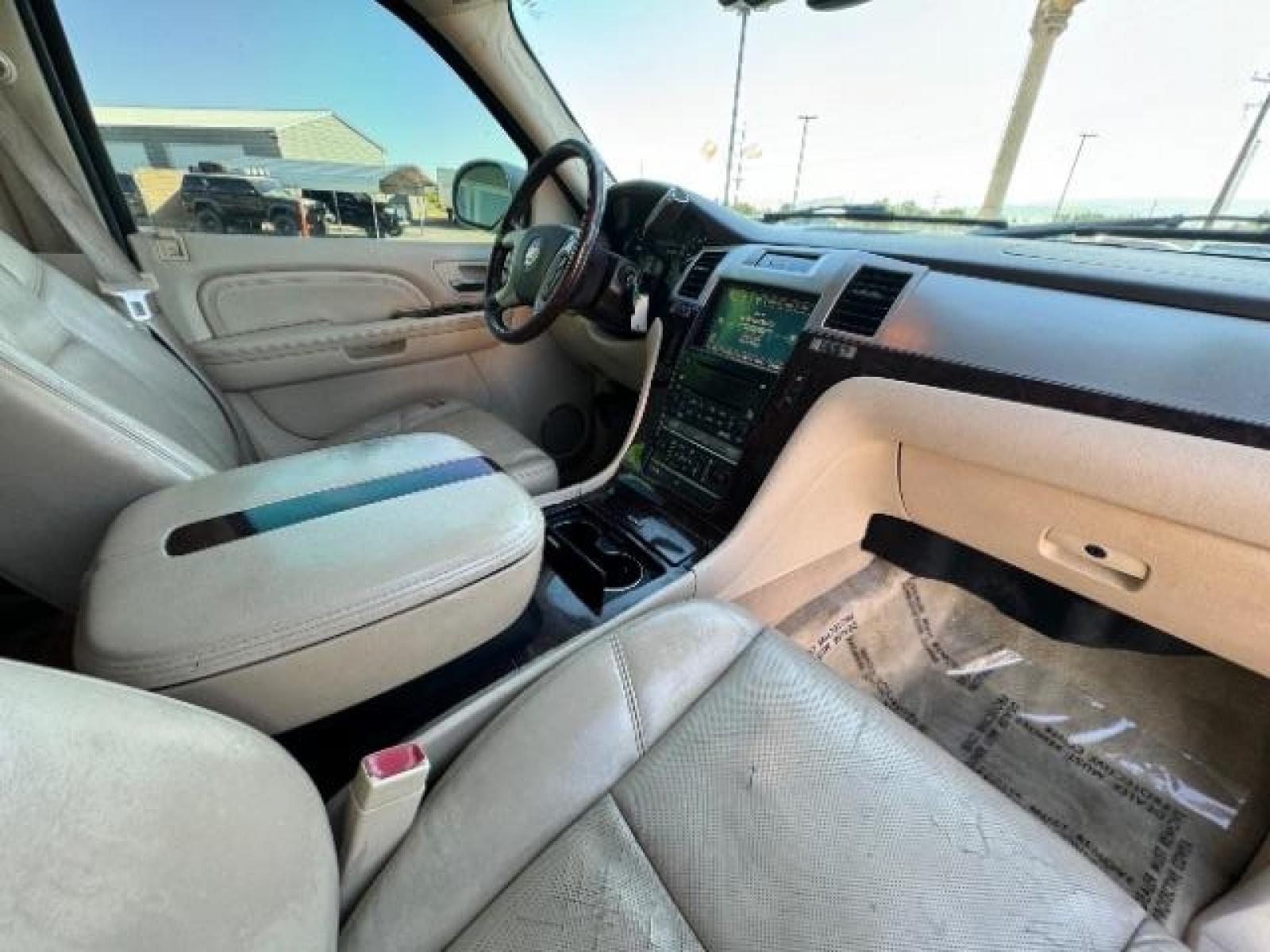 2008 White Diamond /Cocoa/Very Light Cashmere Leather Interior Cadillac Escalade ESV (1GYFK66838R) with an 6.2L V8 OHV 16V engine, 6-Speed Automatic transmission, located at 1865 East Red Hills Pkwy, St. George, 84770, (435) 628-0023, 37.120850, -113.543640 - We specialize in helping ALL people get the best financing available. No matter your credit score, good, bad or none we can get you an amazing rate. Had a bankruptcy, divorce, or repossessions? We give you the green light to get your credit back on the road. Low down and affordable payments that fit - Photo #32