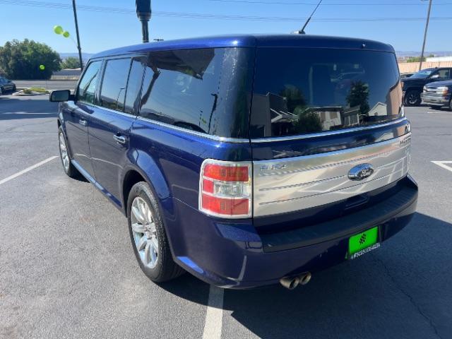 2011 Kona Blue Metallic /Medium Light Stone Leather Interior Ford Flex Limited FWD (2FMGK5DC3BB) with an 3.5L V6 DOHC 24V engine, 6-Speed Automatic Overdrive transmission, located at 1865 East Red Hills Pkwy, St. George, 84770, (435) 628-0023, 37.120850, -113.543640 - We specialize in helping ALL people get the best financing available. No matter your credit score, good, bad or none we can get you an amazing rate. Had a bankruptcy, divorce, or repossessions? We give you the green light to get your credit back on the road. Low down and affordable payments that fit - Photo#4