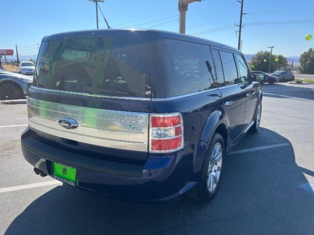 2011 Kona Blue Metallic /Medium Light Stone Leather Interior Ford Flex Limited FWD (2FMGK5DC3BB) with an 3.5L V6 DOHC 24V engine, 6-Speed Automatic Overdrive transmission, located at 1865 East Red Hills Pkwy, St. George, 84770, (435) 628-0023, 37.120850, -113.543640 - We specialize in helping ALL people get the best financing available. No matter your credit score, good, bad or none we can get you an amazing rate. Had a bankruptcy, divorce, or repossessions? We give you the green light to get your credit back on the road. Low down and affordable payments that fit - Photo#6