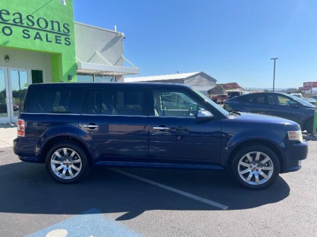 2011 Kona Blue Metallic /Medium Light Stone Leather Interior Ford Flex Limited FWD (2FMGK5DC3BB) with an 3.5L V6 DOHC 24V engine, 6-Speed Automatic Overdrive transmission, located at 1865 East Red Hills Pkwy, St. George, 84770, (435) 628-0023, 37.120850, -113.543640 - We specialize in helping ALL people get the best financing available. No matter your credit score, good, bad or none we can get you an amazing rate. Had a bankruptcy, divorce, or repossessions? We give you the green light to get your credit back on the road. Low down and affordable payments that fit - Photo#7