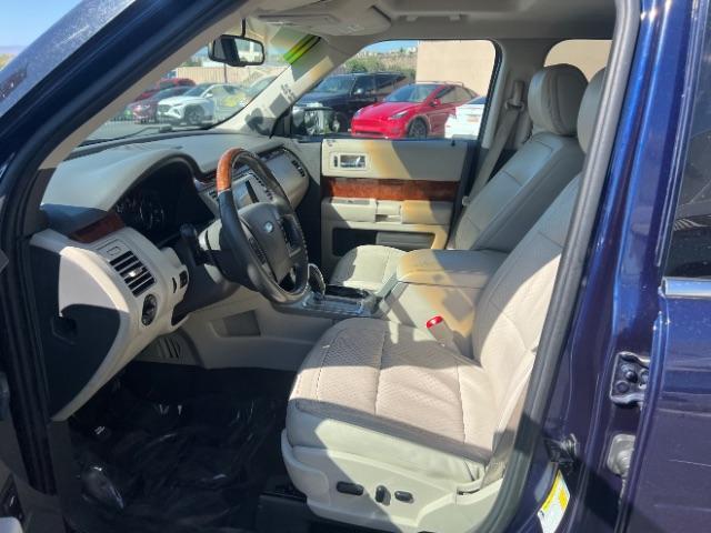 2011 Kona Blue Metallic /Medium Light Stone Leather Interior Ford Flex Limited FWD (2FMGK5DC3BB) with an 3.5L V6 DOHC 24V engine, 6-Speed Automatic Overdrive transmission, located at 1865 East Red Hills Pkwy, St. George, 84770, (435) 628-0023, 37.120850, -113.543640 - We specialize in helping ALL people get the best financing available. No matter your credit score, good, bad or none we can get you an amazing rate. Had a bankruptcy, divorce, or repossessions? We give you the green light to get your credit back on the road. Low down and affordable payments that fit - Photo#14