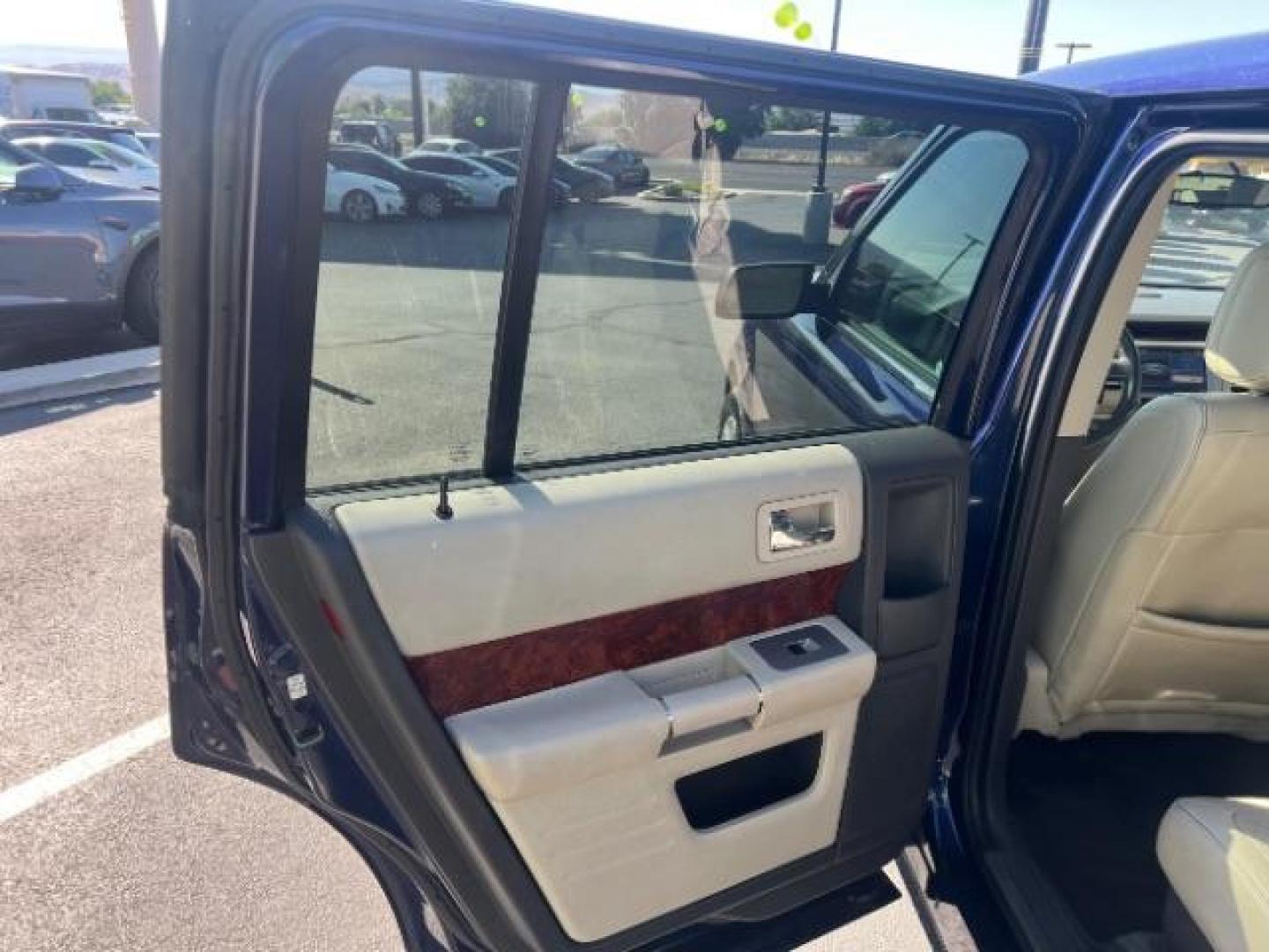 2011 Kona Blue Metallic /Medium Light Stone Leather Interior Ford Flex Limited FWD (2FMGK5DC3BB) with an 3.5L V6 DOHC 24V engine, 6-Speed Automatic Overdrive transmission, located at 1865 East Red Hills Pkwy, St. George, 84770, (435) 628-0023, 37.120850, -113.543640 - We specialize in helping ALL people get the best financing available. No matter your credit score, good, bad or none we can get you an amazing rate. Had a bankruptcy, divorce, or repossessions? We give you the green light to get your credit back on the road. Low down and affordable payments that fit- Photo#20