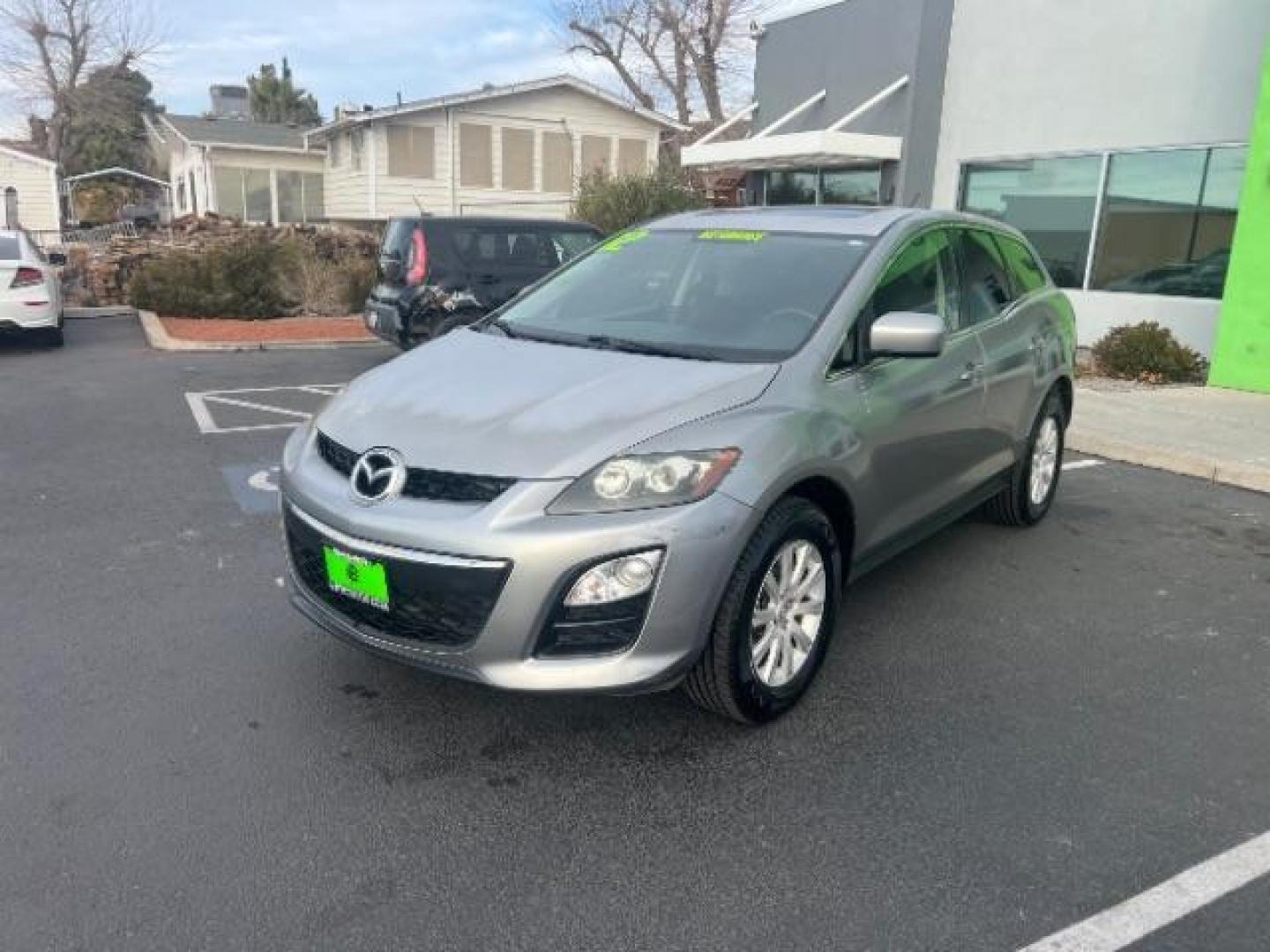 2012 Liquid Silver Metallic /Black Cloth Interior Mazda CX-7 i Sport (JM3ER2BM5C0) with an 2.5L L4 DOHC 16V engine, 5-Speed Automatic transmission, located at 1865 East Red Hills Pkwy, St. George, 84770, (435) 628-0023, 37.120850, -113.543640 - We specialize in helping ALL people get the best financing available. No matter your credit score, good, bad or none we can get you an amazing rate. Had a bankruptcy, divorce, or repossessions? We give you the green light to get your credit back on the road. Low down and affordable payments that fit - Photo#2