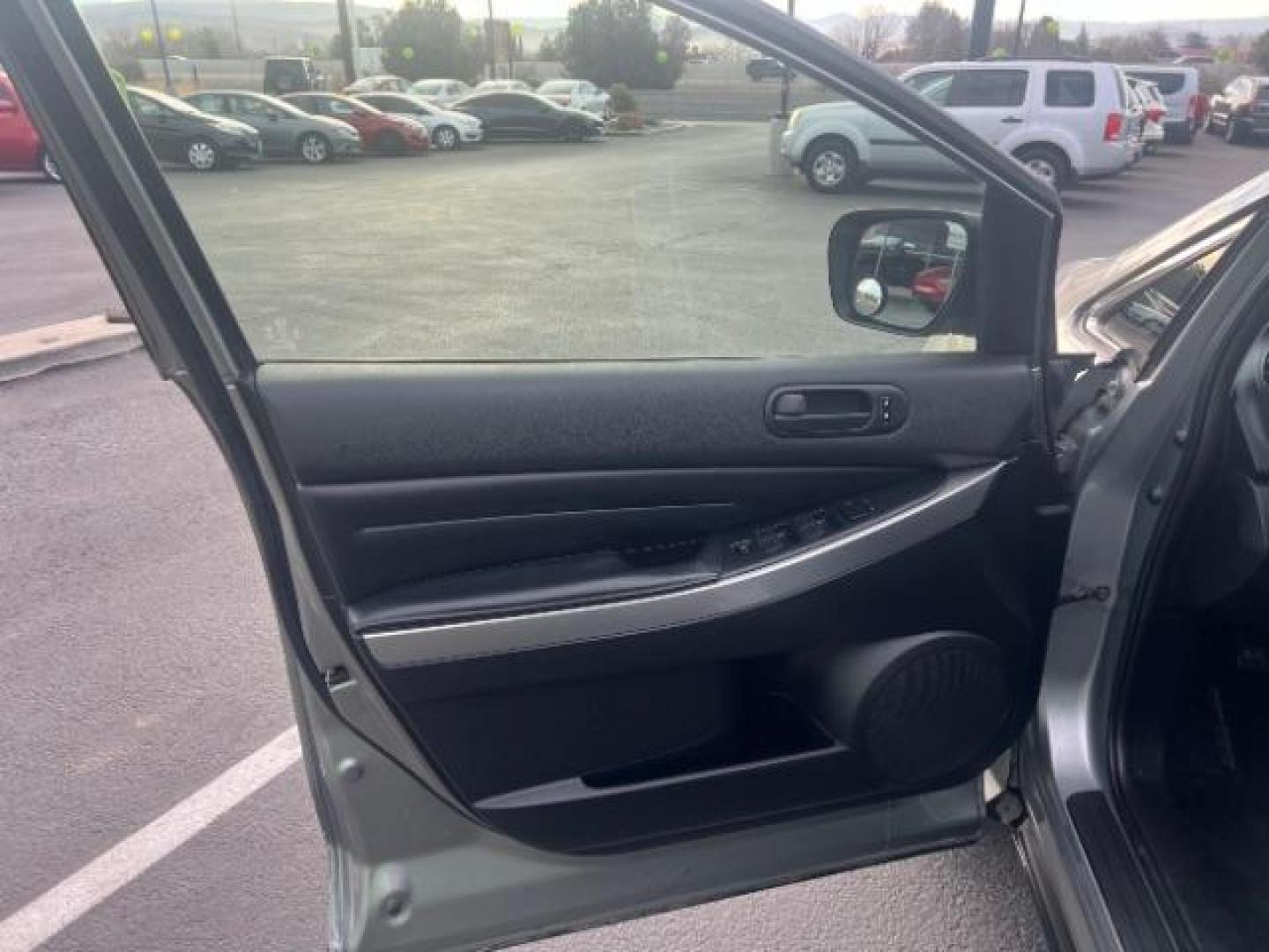 2012 Liquid Silver Metallic /Black Cloth Interior Mazda CX-7 i Sport (JM3ER2BM5C0) with an 2.5L L4 DOHC 16V engine, 5-Speed Automatic transmission, located at 1865 East Red Hills Pkwy, St. George, 84770, (435) 628-0023, 37.120850, -113.543640 - We specialize in helping ALL people get the best financing available. No matter your credit score, good, bad or none we can get you an amazing rate. Had a bankruptcy, divorce, or repossessions? We give you the green light to get your credit back on the road. Low down and affordable payments that fit - Photo#12