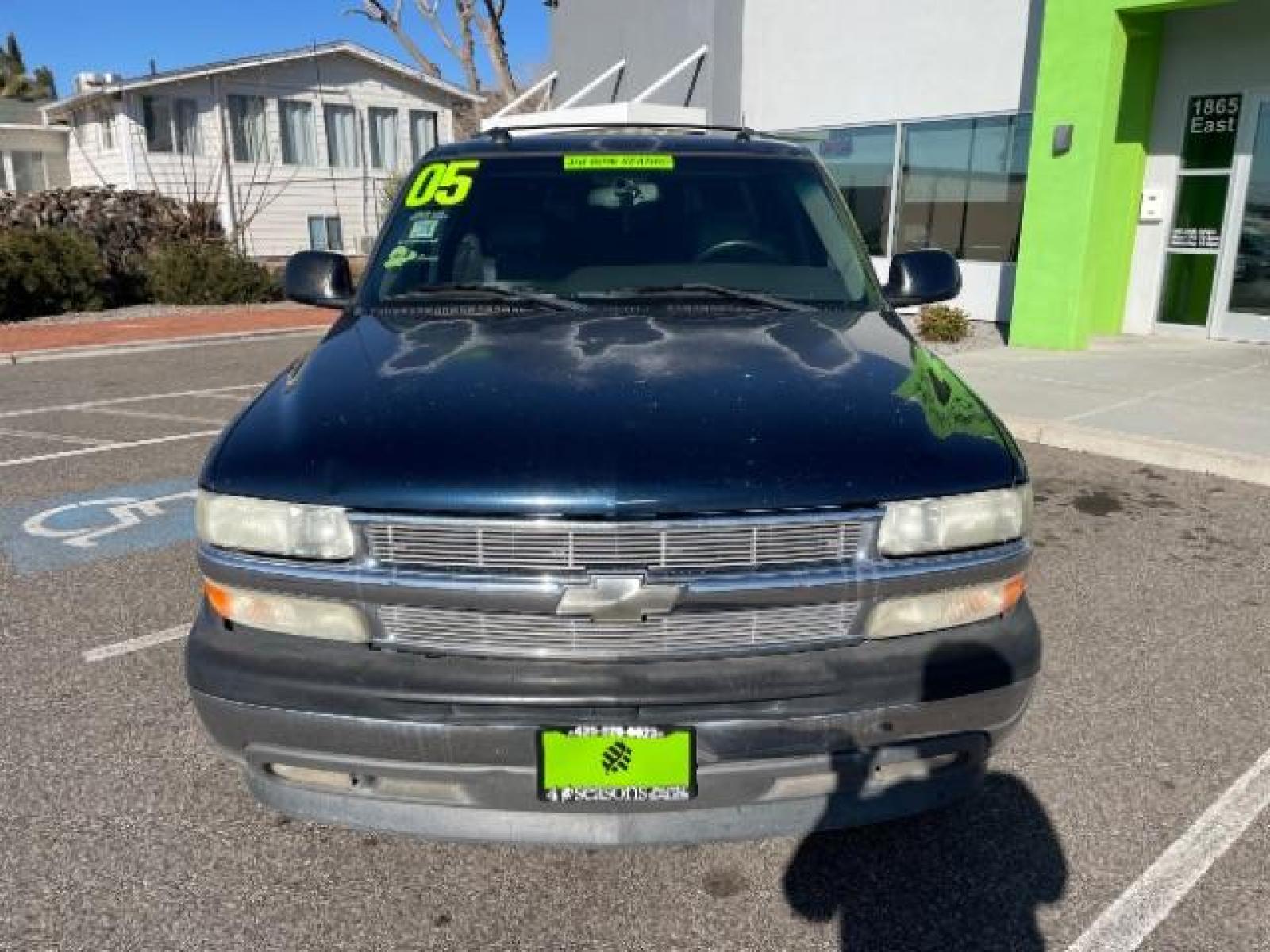 2005 Dark Blue Metallic /Gray/Dark Charcoal Leather Interior Chevrolet Suburban 1500 2WD (3GNEC16Z05G) with an 5.3L V8 OHV 16V FFV engine, 4-Speed Automatic transmission, located at 1865 East Red Hills Pkwy, St. George, 84770, (435) 628-0023, 37.120850, -113.543640 - Photo #2