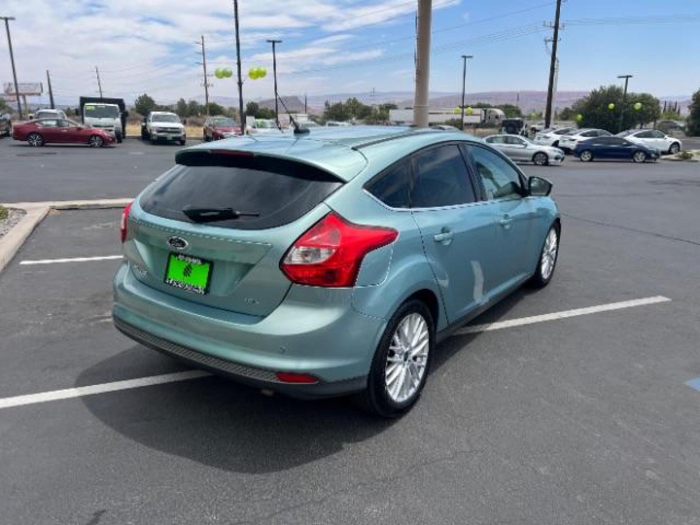 2012 Frosted Glass /Medium Light Stone C Ford Focus SEL (1FAHP3M20CL) with an 2.0L L4 DOHC 16V engine, 6-Speed Automatic transmission, located at 940 North Main Street, Cedar City, UT, 84720, (435) 628-0023, 37.692936, -113.061897 - We specialize in helping ALL people get the best financing available. No matter your credit score, good, bad or none we can get you an amazing rate. Had a bankruptcy, divorce, or repossessions? We give you the green light to get your credit back on the road. Low down and affordable payments that fit - Photo#6
