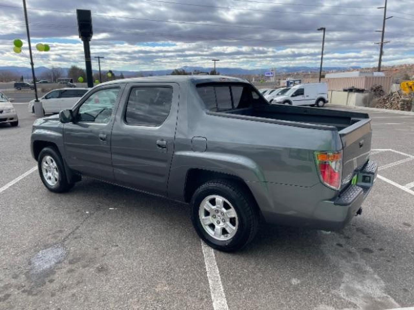 2008 Billet Silver Metallic /Gray Leather Interior Honda Ridgeline RTL (2HJYK16598H) with an 3.5L V6 SOHC 24V engine, 5-Speed Automatic transmission, located at 1865 East Red Hills Pkwy, St. George, 84770, (435) 628-0023, 37.120850, -113.543640 - Photo #6