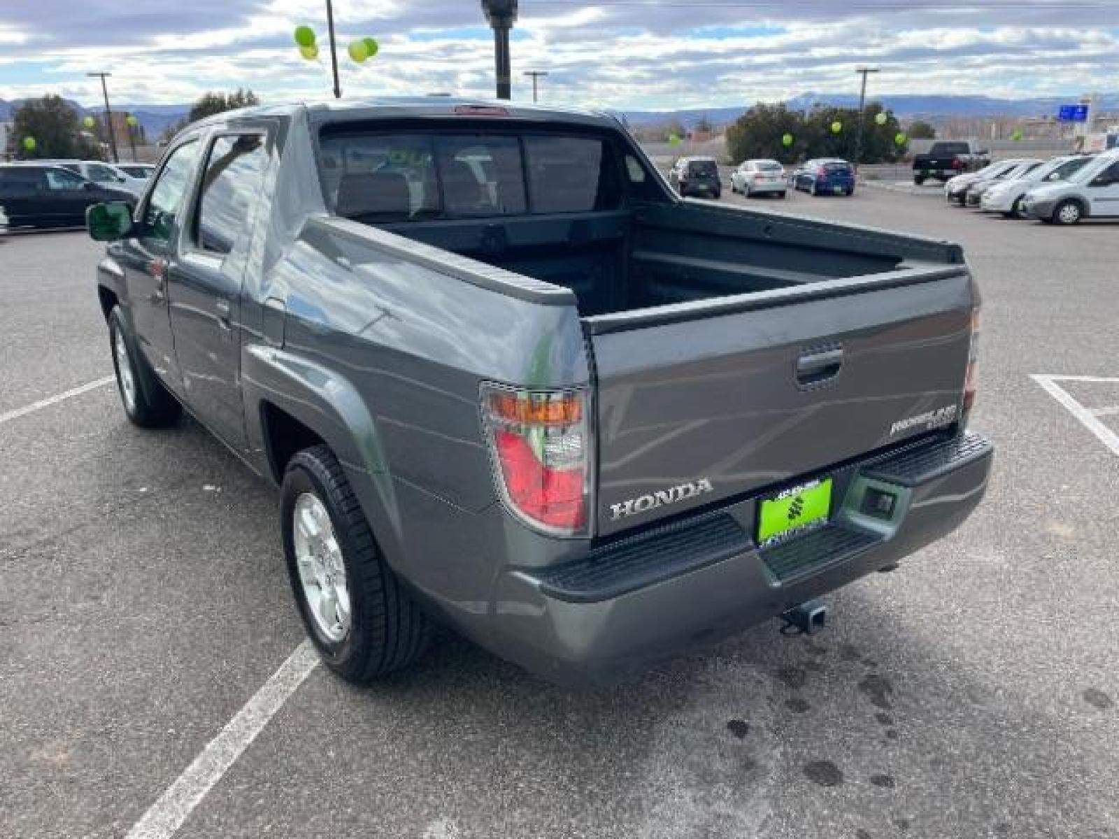 2008 Billet Silver Metallic /Gray Leather Interior Honda Ridgeline RTL (2HJYK16598H) with an 3.5L V6 SOHC 24V engine, 5-Speed Automatic transmission, located at 1865 East Red Hills Pkwy, St. George, 84770, (435) 628-0023, 37.120850, -113.543640 - Photo #7