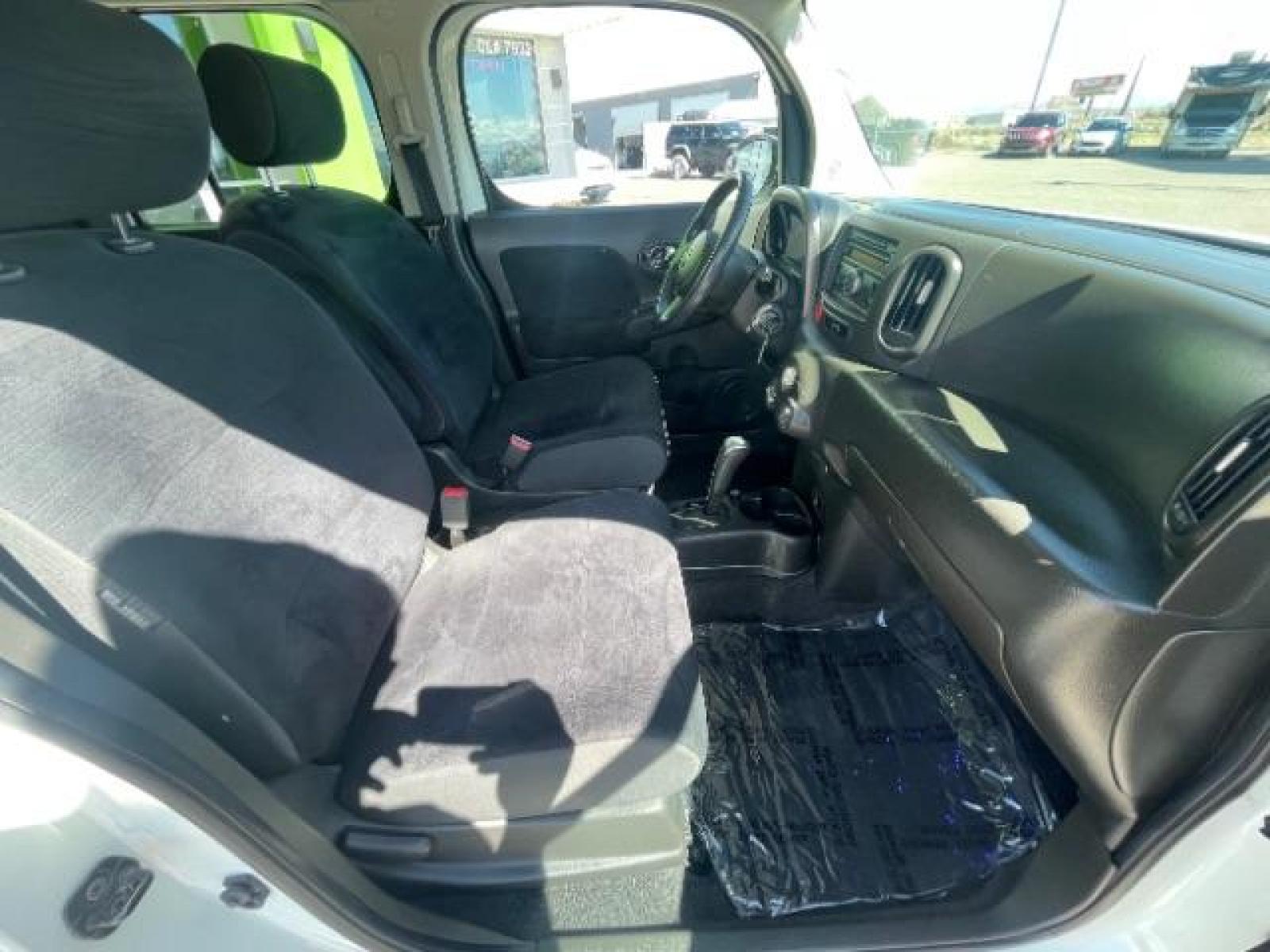 2010 White Pearl /Black Cloth Interior Nissan cube 1.8 S (JN8AZ2KR9AT) with an 1.8L L4 DOHC 16V engine, Continuously Variable Transmission transmission, located at 1865 East Red Hills Pkwy, St. George, 84770, (435) 628-0023, 37.120850, -113.543640 - Photo #27