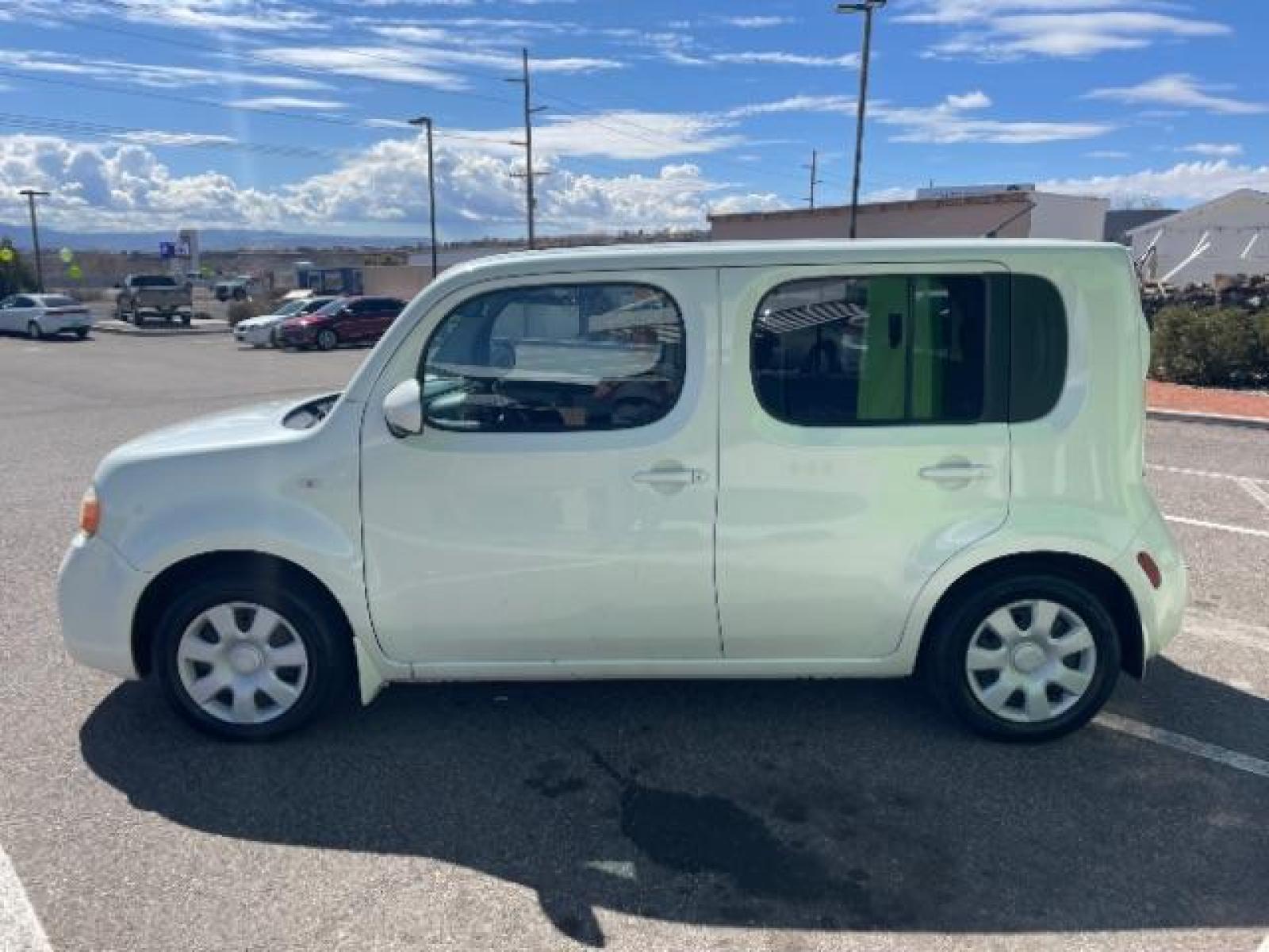 2010 White Pearl /Black Cloth Interior Nissan cube 1.8 S (JN8AZ2KR9AT) with an 1.8L L4 DOHC 16V engine, Continuously Variable Transmission transmission, located at 1865 East Red Hills Pkwy, St. George, 84770, (435) 628-0023, 37.120850, -113.543640 - Photo #5