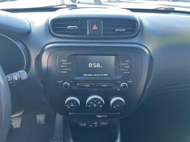 2019 Clear White /Black Tricot Cloth, cloth Kia Soul Base 6M (KNDJN2A28K7) with an 1.6L L4 DOHC 16V engine, 6-Speed Manual transmission, located at 1865 East Red Hills Pkwy, St. George, 84770, (435) 628-0023, 37.120850, -113.543640 - We specialize in helping ALL people get the best financing available. No matter your credit score, good, bad or none we can get you an amazing rate. Had a bankruptcy, divorce, or repossessions? We give you the green light to get your credit back on the road. Low down and affordable payments that fit - Photo#18