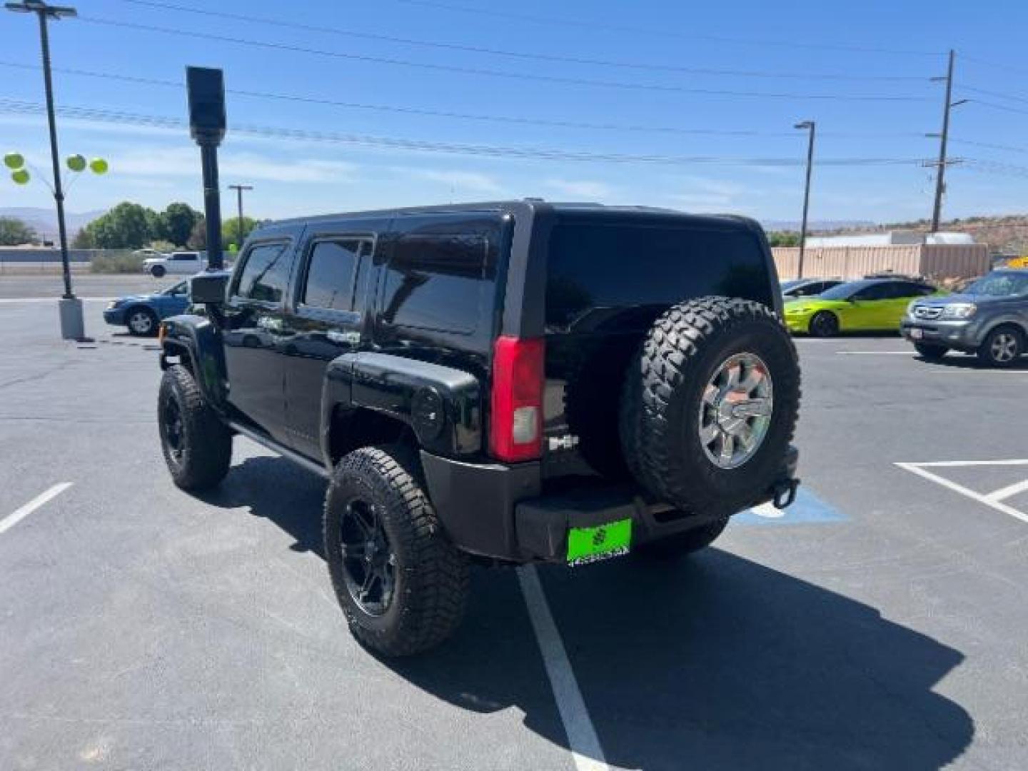 2007 Black /Tan Leather Interior Hummer H3 Adventure (5GTDN13E478) with an 3.7L L5 DOHC 20V engine, 4-Speed Automatic transmission, located at 1865 East Red Hills Pkwy, St. George, 84770, (435) 628-0023, 37.120850, -113.543640 - We specialize in helping ALL people get the best financing available. No matter your credit score, good, bad or none we can get you an amazing rate. Had a bankruptcy, divorce, or repossessions? We give you the green light to get your credit back on the road. Low down and affordable payments that fit - Photo#4
