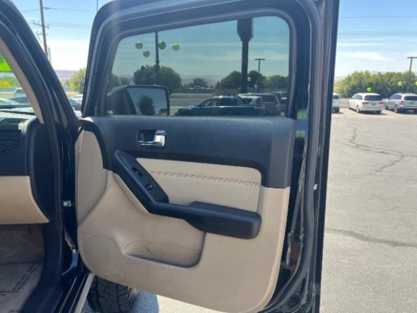 2007 Black /Tan Leather Interior Hummer H3 Adventure (5GTDN13E478) with an 3.7L L5 DOHC 20V engine, 4-Speed Automatic transmission, located at 1865 East Red Hills Pkwy, St. George, 84770, (435) 628-0023, 37.120850, -113.543640 - We specialize in helping ALL people get the best financing available. No matter your credit score, good, bad or none we can get you an amazing rate. Had a bankruptcy, divorce, or repossessions? We give you the green light to get your credit back on the road. Low down and affordable payments that fit - Photo#28