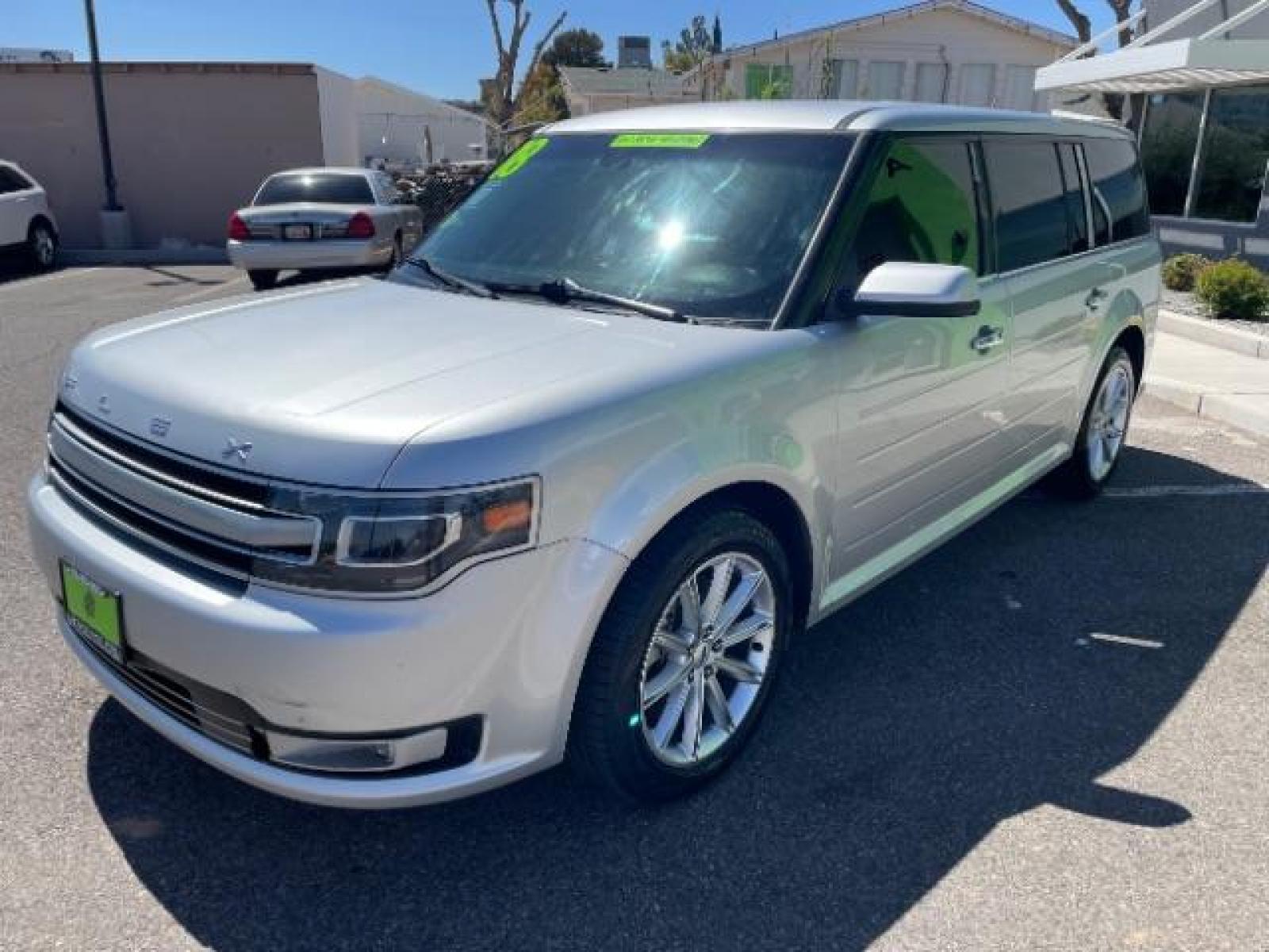 2018 Ingot Silver Metallic /Charcoal Black, leather Ford Flex Limited FWD (2FMGK5D84JB) with an 3.5L V6 DOHC 24V engine, 6-Speed Automatic Overdrive transmission, located at 1865 East Red Hills Pkwy, St. George, 84770, (435) 628-0023, 37.120850, -113.543640 - Photo #3
