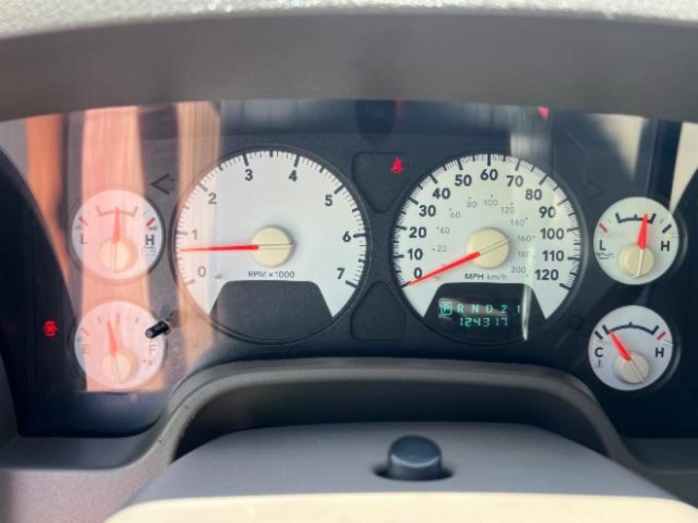 2006 Mineral Gray Metalli /Khaki Cloth Interior Dodge Ram 2500 SLT Mega Cab 2WD (3D7KR29DX6G) with an 5.7L V8 OHV 16V engine, 5-Speed Automatic transmission, located at 1865 East Red Hills Pkwy, St. George, 84770, (435) 628-0023, 37.120850, -113.543640 - We specialize in helping ALL people get the best financing available. No matter your credit score, good, bad or none we can get you an amazing rate. Had a bankruptcy, divorce, or repossessions? We give you the green light to get your credit back on the road. Low down and affordable payments that fit - Photo#17