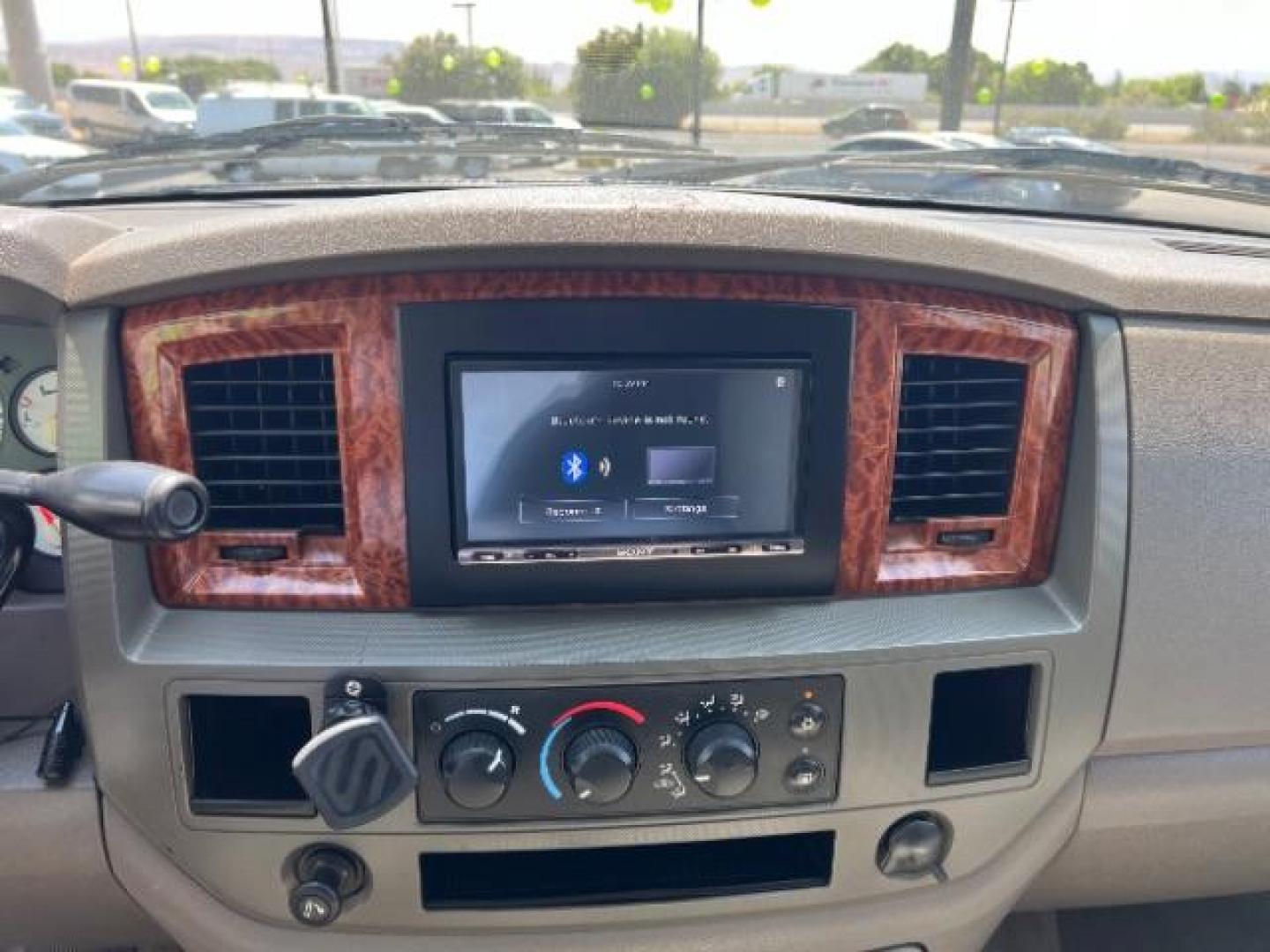 2006 Mineral Gray Metalli /Khaki Cloth Interior Dodge Ram 2500 SLT Mega Cab 2WD (3D7KR29DX6G) with an 5.7L V8 OHV 16V engine, 5-Speed Automatic transmission, located at 1865 East Red Hills Pkwy, St. George, 84770, (435) 628-0023, 37.120850, -113.543640 - We specialize in helping ALL people get the best financing available. No matter your credit score, good, bad or none we can get you an amazing rate. Had a bankruptcy, divorce, or repossessions? We give you the green light to get your credit back on the road. Low down and affordable payments that fit - Photo#18