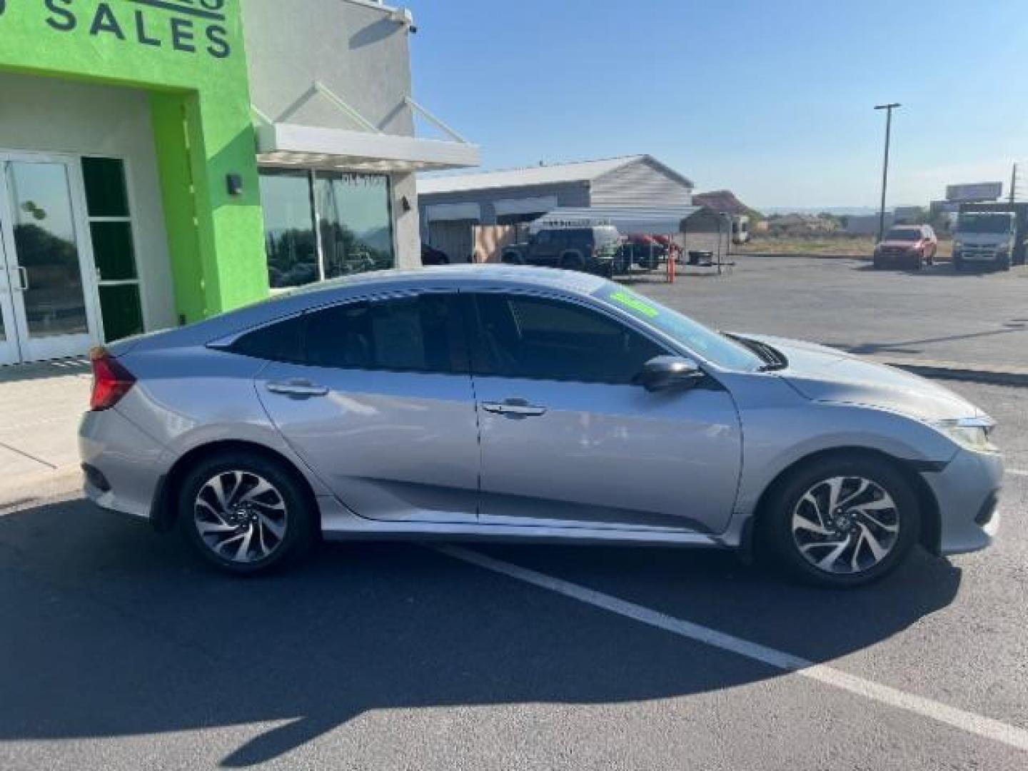 2016 Lunar Silver Metallic /Black, cloth Honda Civic EX Sedan CVT (2HGFC2F78GH) with an 2.0L L4 DOHC 16V engine, Continuously Variable Transmission transmission, located at 1865 East Red Hills Pkwy, St. George, 84770, (435) 628-0023, 37.120850, -113.543640 - We specialize in helping ALL people get the best financing available. No matter your credit score, good, bad or none we can get you an amazing rate. Had a bankruptcy, divorce, or repossessions? We give you the green light to get your credit back on the road. Low down and affordable payments that fit - Photo#7