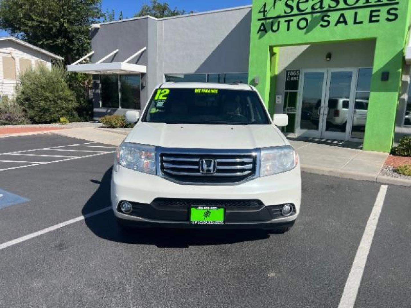 2012 White Diamond Pearl /Gray Leather Interio Honda Pilot Touring 4WD 5-Spd AT (5FNYF4H90CB) with an 3.5L V6 SOHC 24V engine, 5-Speed Automatic transmission, located at 1865 East Red Hills Pkwy, St. George, 84770, (435) 628-0023, 37.120850, -113.543640 - We specialize in helping ALL people get the best financing available. No matter your credit score, good, bad or none we can get you an amazing rate. Had a bankruptcy, divorce, or repossessions? We give you the green light to get your credit back on the road. Low down and affordable payments that fit - Photo#1