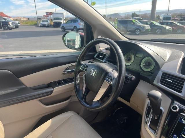 2017 Deep Scarlet Pearl /Beige, leather Honda Odyssey EX-L (5FNRL5H6XHB) with an 3.5L V6 SOHC 24V engine, 6-Speed Automatic transmission, located at 1865 East Red Hills Pkwy, St. George, 84770, (435) 628-0023, 37.120850, -113.543640 - Photo#30