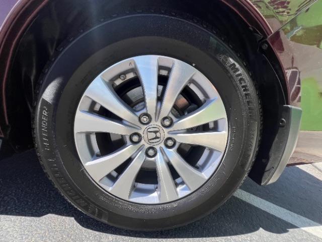 2017 Deep Scarlet Pearl /Beige, leather Honda Odyssey EX-L (5FNRL5H6XHB) with an 3.5L V6 SOHC 24V engine, 6-Speed Automatic transmission, located at 1865 East Red Hills Pkwy, St. George, 84770, (435) 628-0023, 37.120850, -113.543640 - We specialize in helping ALL people get the best financing available. No matter your credit score, good, bad or none we can get you an amazing rate. Had a bankruptcy, divorce, or repossessions? We give you the green light to get your credit back on the road. Low down and affordable payments that fit - Photo#11