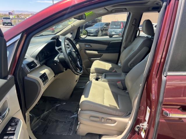2017 Deep Scarlet Pearl /Beige, leather Honda Odyssey EX-L (5FNRL5H6XHB) with an 3.5L V6 SOHC 24V engine, 6-Speed Automatic transmission, located at 1865 East Red Hills Pkwy, St. George, 84770, (435) 628-0023, 37.120850, -113.543640 - We specialize in helping ALL people get the best financing available. No matter your credit score, good, bad or none we can get you an amazing rate. Had a bankruptcy, divorce, or repossessions? We give you the green light to get your credit back on the road. Low down and affordable payments that fit - Photo#14