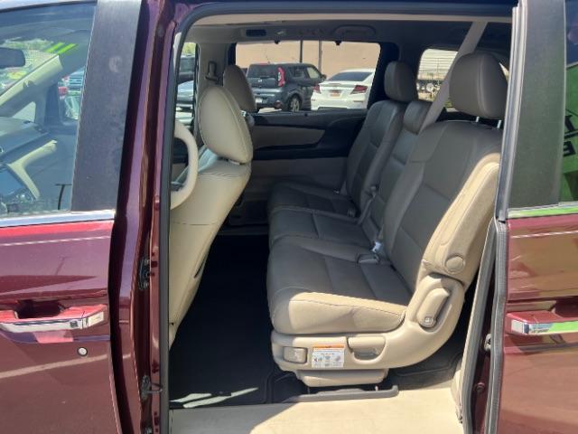 2017 Deep Scarlet Pearl /Beige, leather Honda Odyssey EX-L (5FNRL5H6XHB) with an 3.5L V6 SOHC 24V engine, 6-Speed Automatic transmission, located at 1865 East Red Hills Pkwy, St. George, 84770, (435) 628-0023, 37.120850, -113.543640 - We specialize in helping ALL people get the best financing available. No matter your credit score, good, bad or none we can get you an amazing rate. Had a bankruptcy, divorce, or repossessions? We give you the green light to get your credit back on the road. Low down and affordable payments that fit - Photo#19