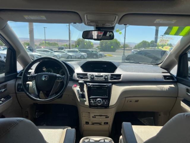 2017 Deep Scarlet Pearl /Beige, leather Honda Odyssey EX-L (5FNRL5H6XHB) with an 3.5L V6 SOHC 24V engine, 6-Speed Automatic transmission, located at 1865 East Red Hills Pkwy, St. George, 84770, (435) 628-0023, 37.120850, -113.543640 - We specialize in helping ALL people get the best financing available. No matter your credit score, good, bad or none we can get you an amazing rate. Had a bankruptcy, divorce, or repossessions? We give you the green light to get your credit back on the road. Low down and affordable payments that fit - Photo#21