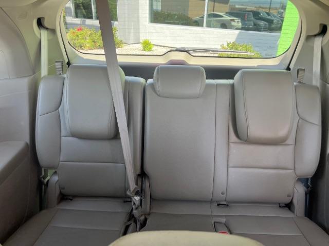 2017 Deep Scarlet Pearl /Beige, leather Honda Odyssey EX-L (5FNRL5H6XHB) with an 3.5L V6 SOHC 24V engine, 6-Speed Automatic transmission, located at 1865 East Red Hills Pkwy, St. George, 84770, (435) 628-0023, 37.120850, -113.543640 - We specialize in helping ALL people get the best financing available. No matter your credit score, good, bad or none we can get you an amazing rate. Had a bankruptcy, divorce, or repossessions? We give you the green light to get your credit back on the road. Low down and affordable payments that fit - Photo#23