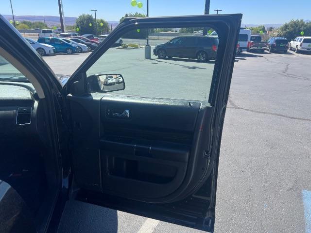 2014 Tuxedo Black Metallic /Charcoal Black Ford Flex SEL FWD (2FMGK5C83EB) with an 3.5L V6 DOHC 24V engine, 6-Speed Automatic Overdrive transmission, located at 1865 East Red Hills Pkwy, St. George, 84770, (435) 628-0023, 37.120850, -113.543640 - We specialize in helping ALL people get the best financing available. No matter your credit score, good, bad or none we can get you an amazing rate. Had a bankruptcy, divorce, or repossessions? We give you the green light to get your credit back on the road. Low down and affordable payments that fit - Photo#29